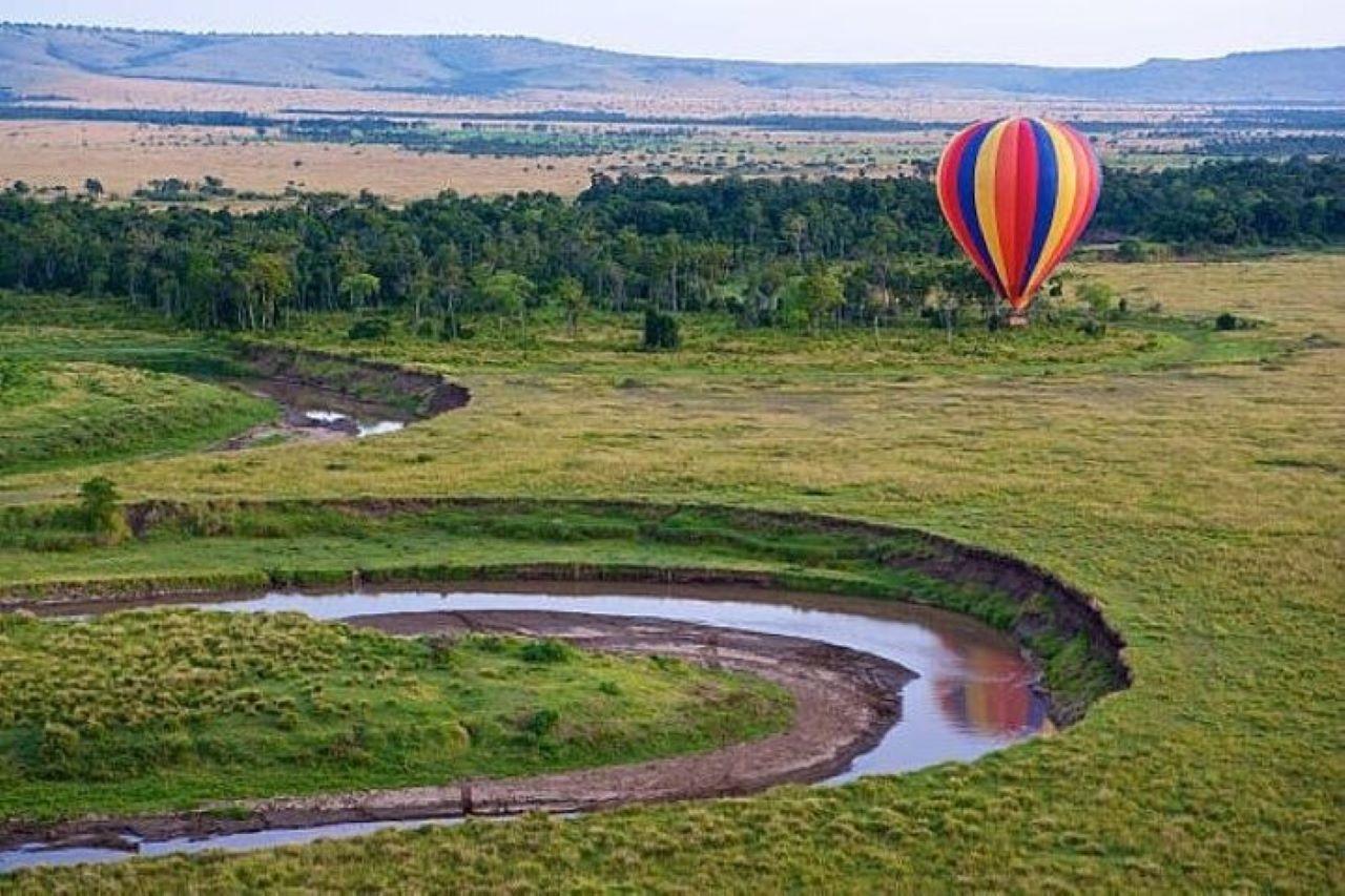 Maasai Mara Sunrise Hot Air Balloon Safari with Champagne Breakfast