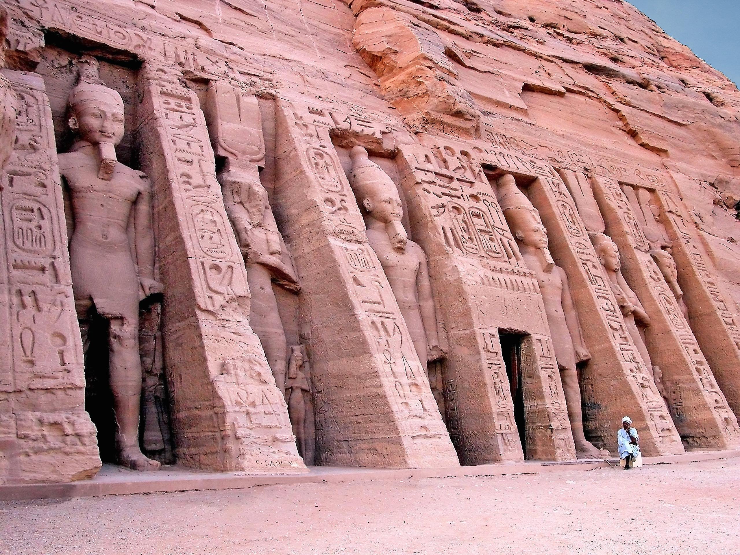 Aswan Private Tour: Abu Simbel Temples & Nubian Village