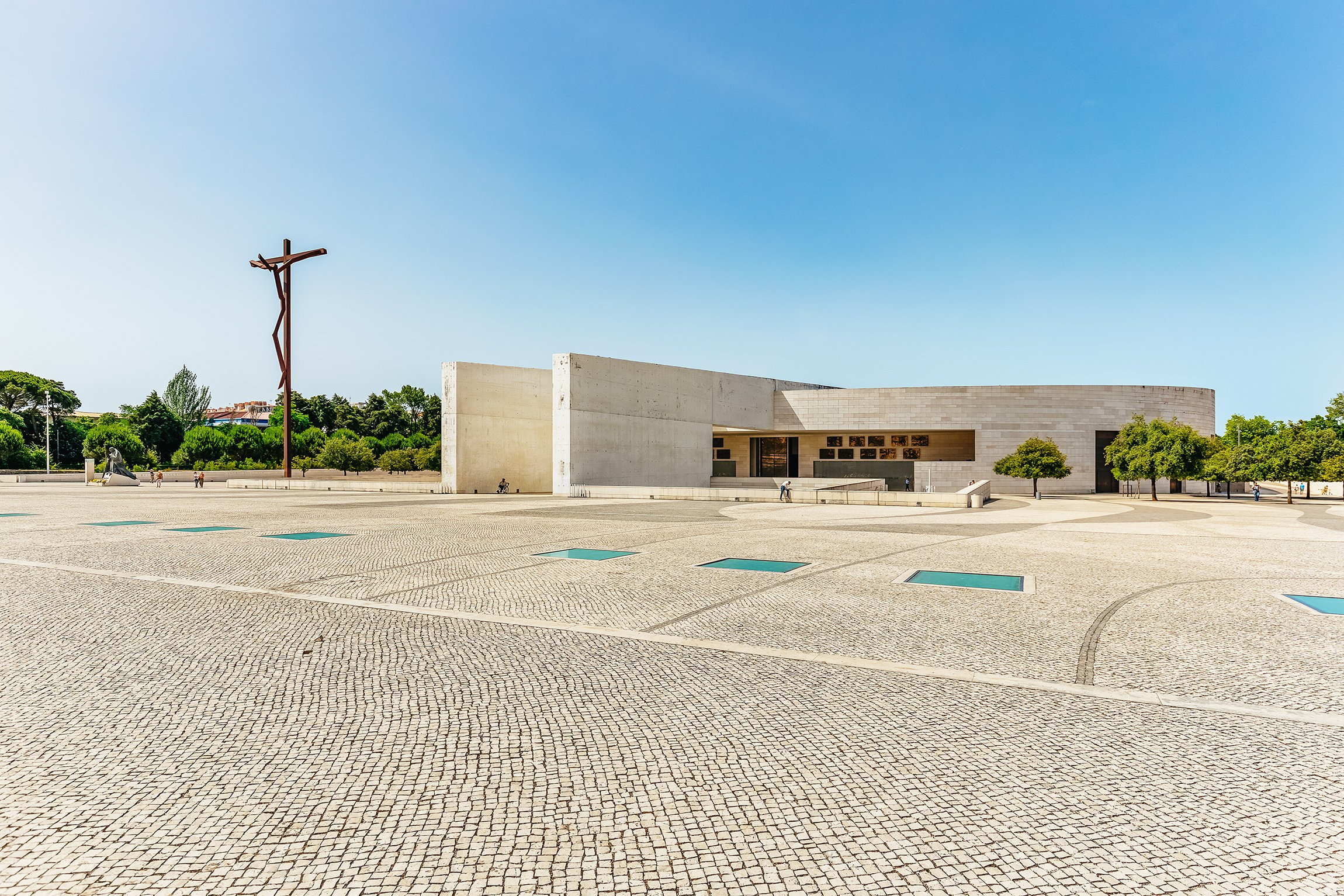 Fátima, Nazaré & Óbidos Day Tour from Lisbon with Hotel Pickup