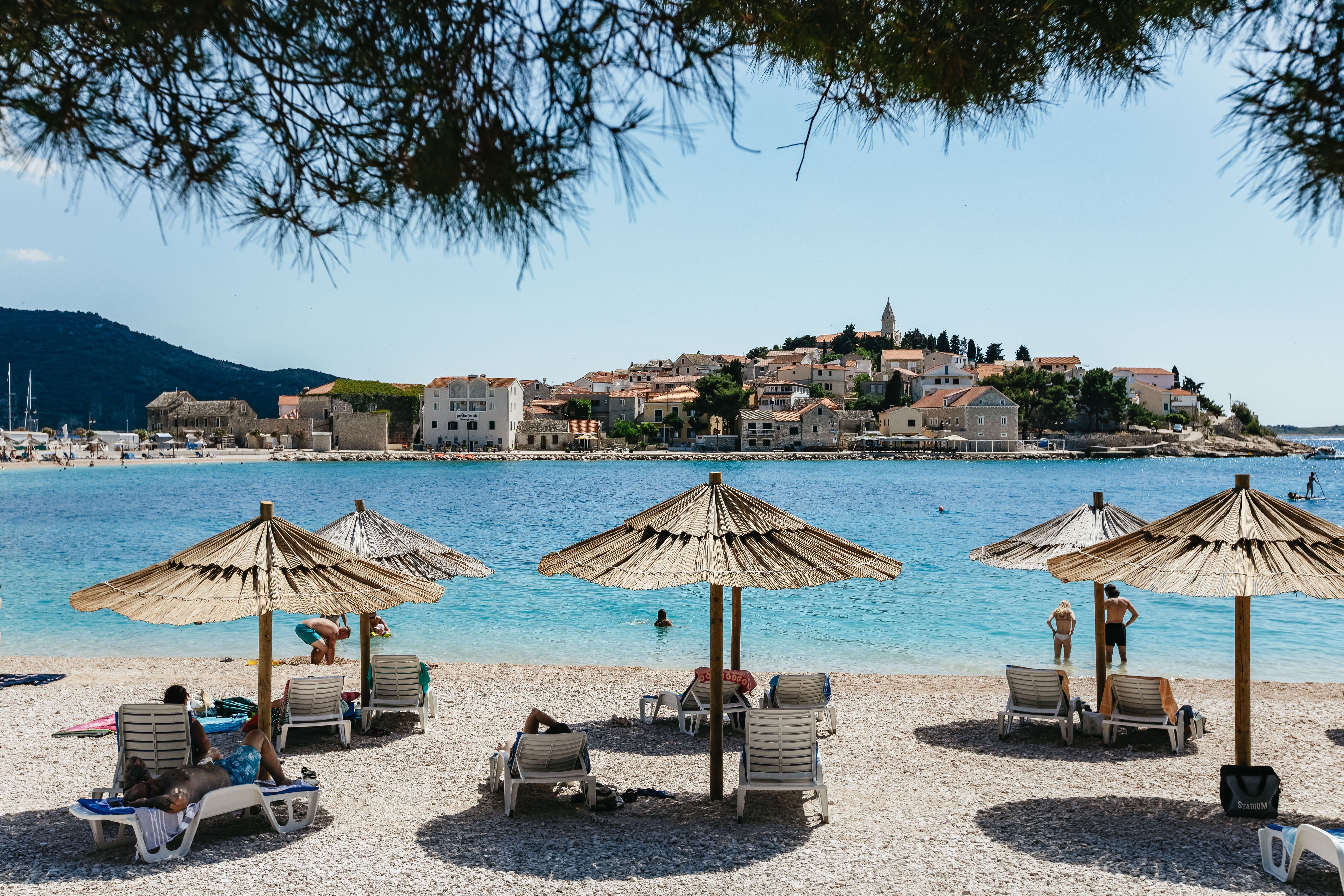 Split: Krka Waterfalls, Boat Cruise & Primosten Swim
