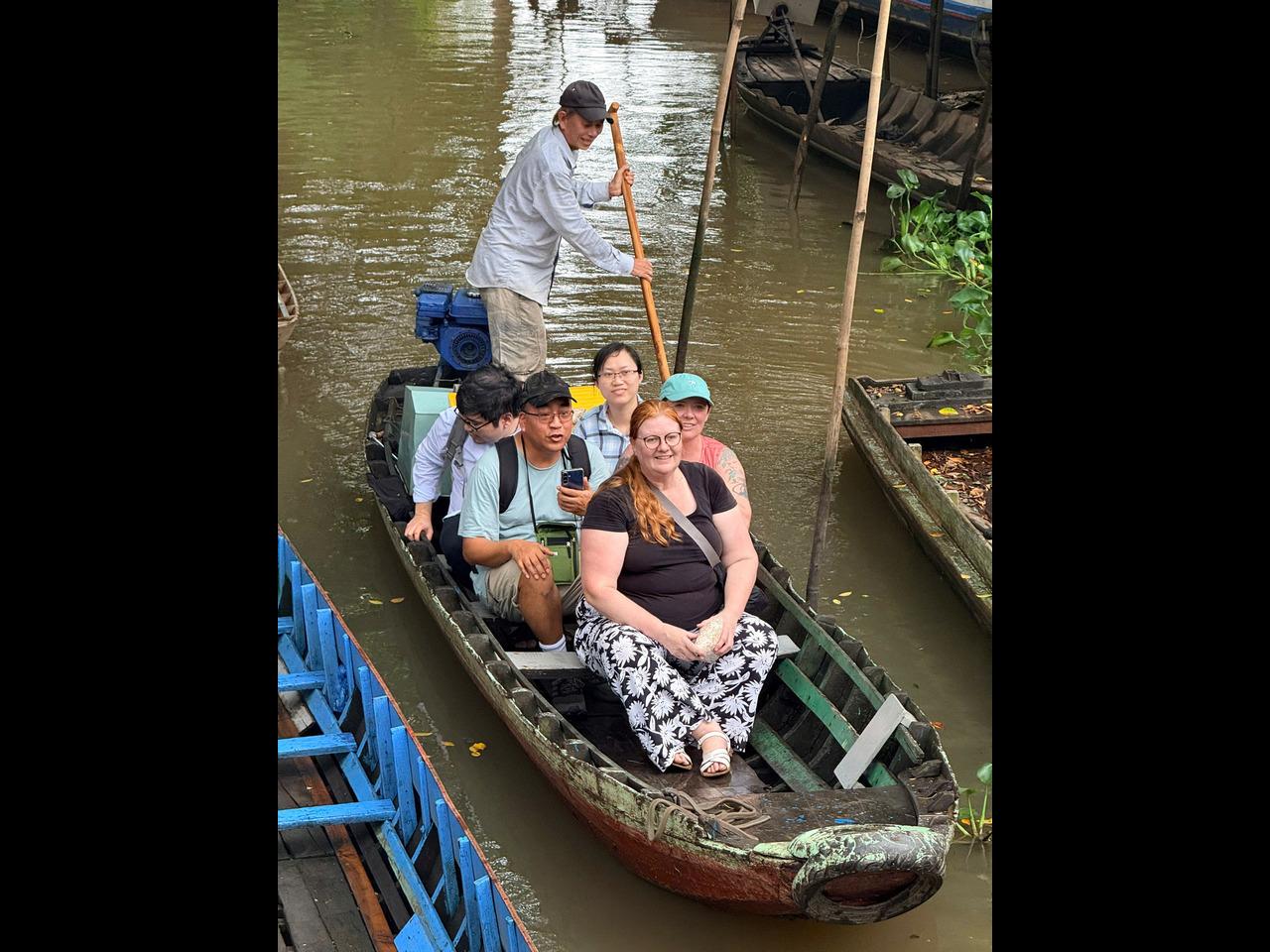 Mekong Delta Day Trip: Cai Rang Floating Market & Cồn Sơn Islet
