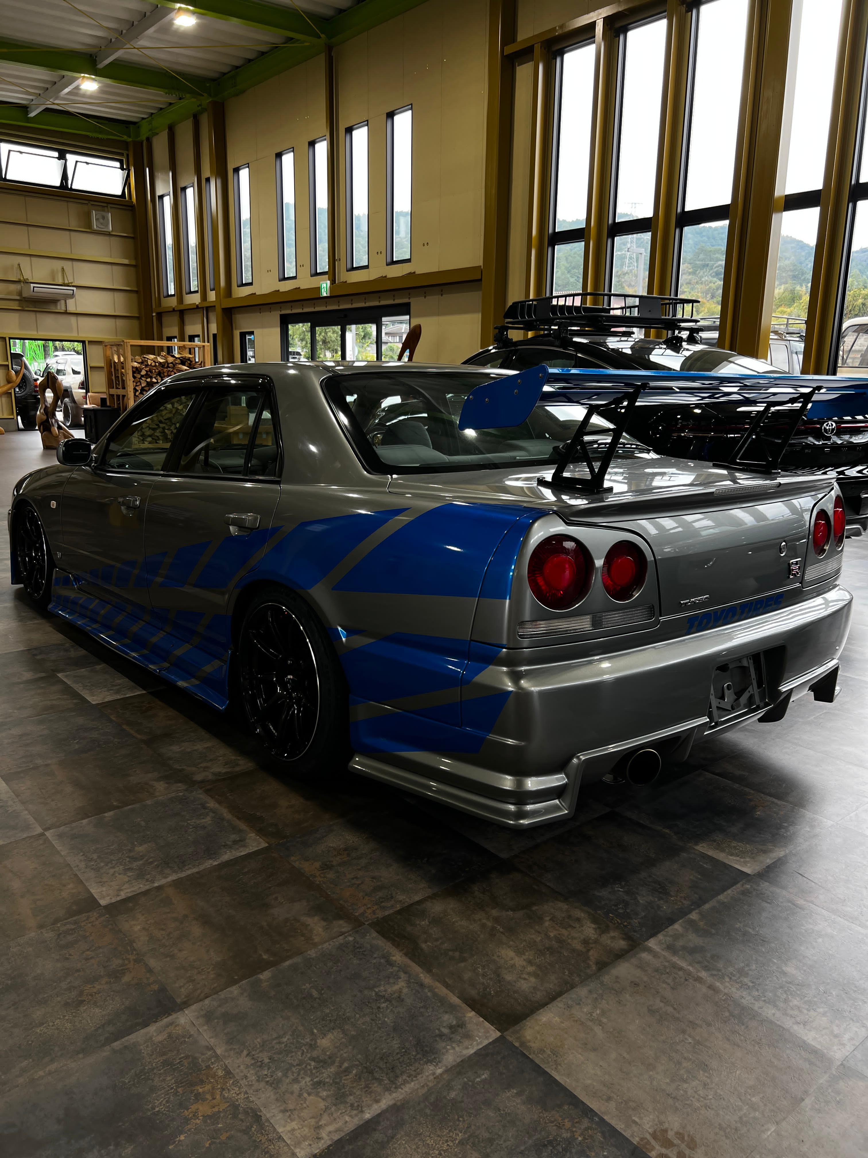 Tokyo and Daikoku by night in a Fast and Furious Skyline 34