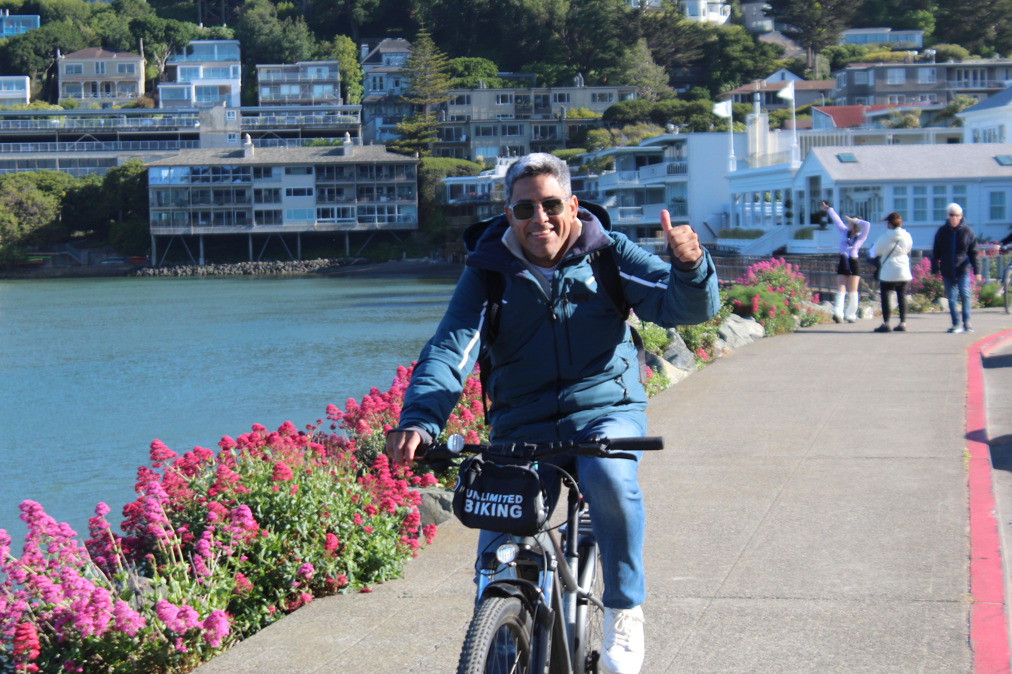 San Francisco: E-Bike-Verleih zur Selbstführung mit optionaler Fähre