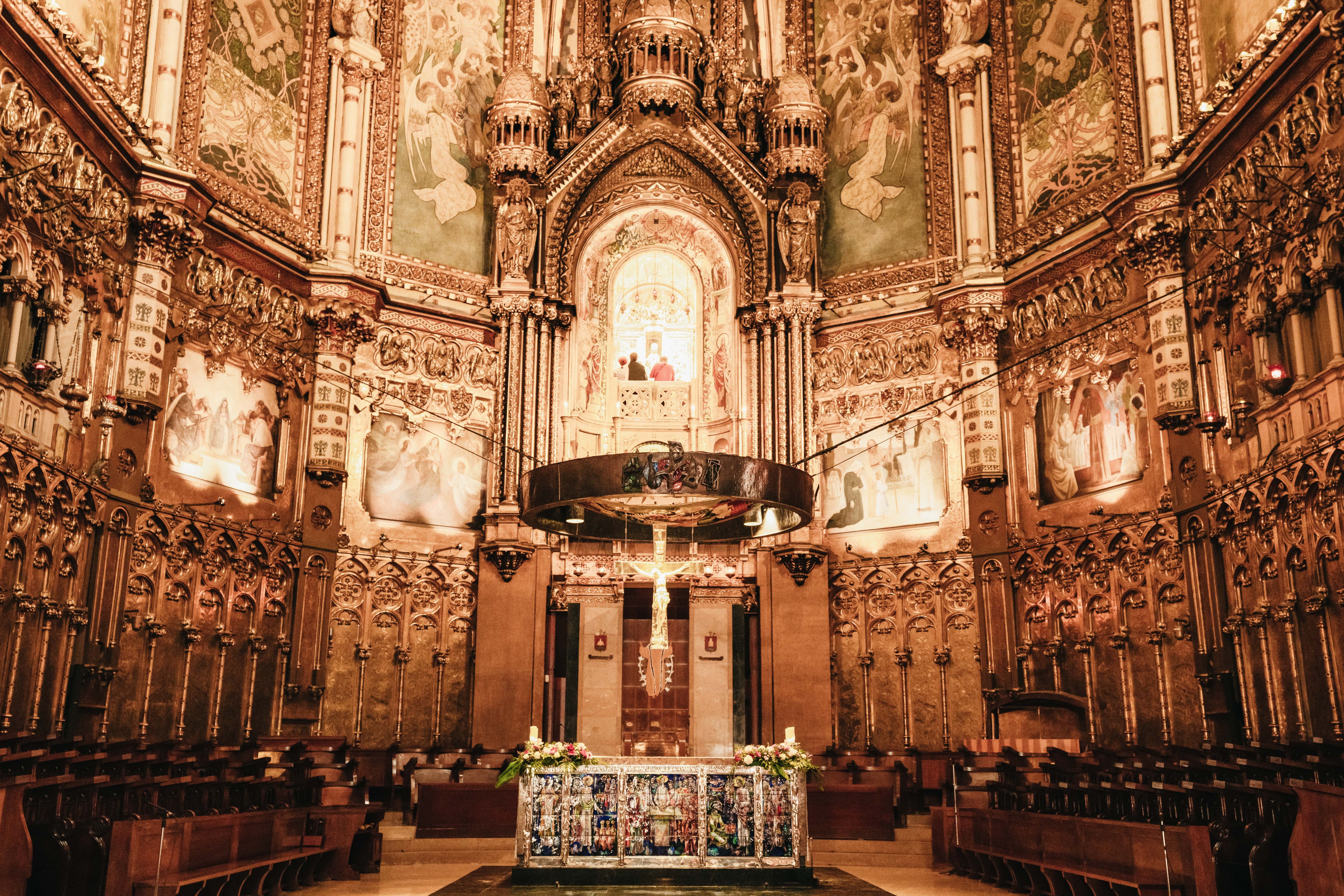 Montserrat tour from Barcelona — Benedictine abbey, cogwheel train, Black Madonna — image 14