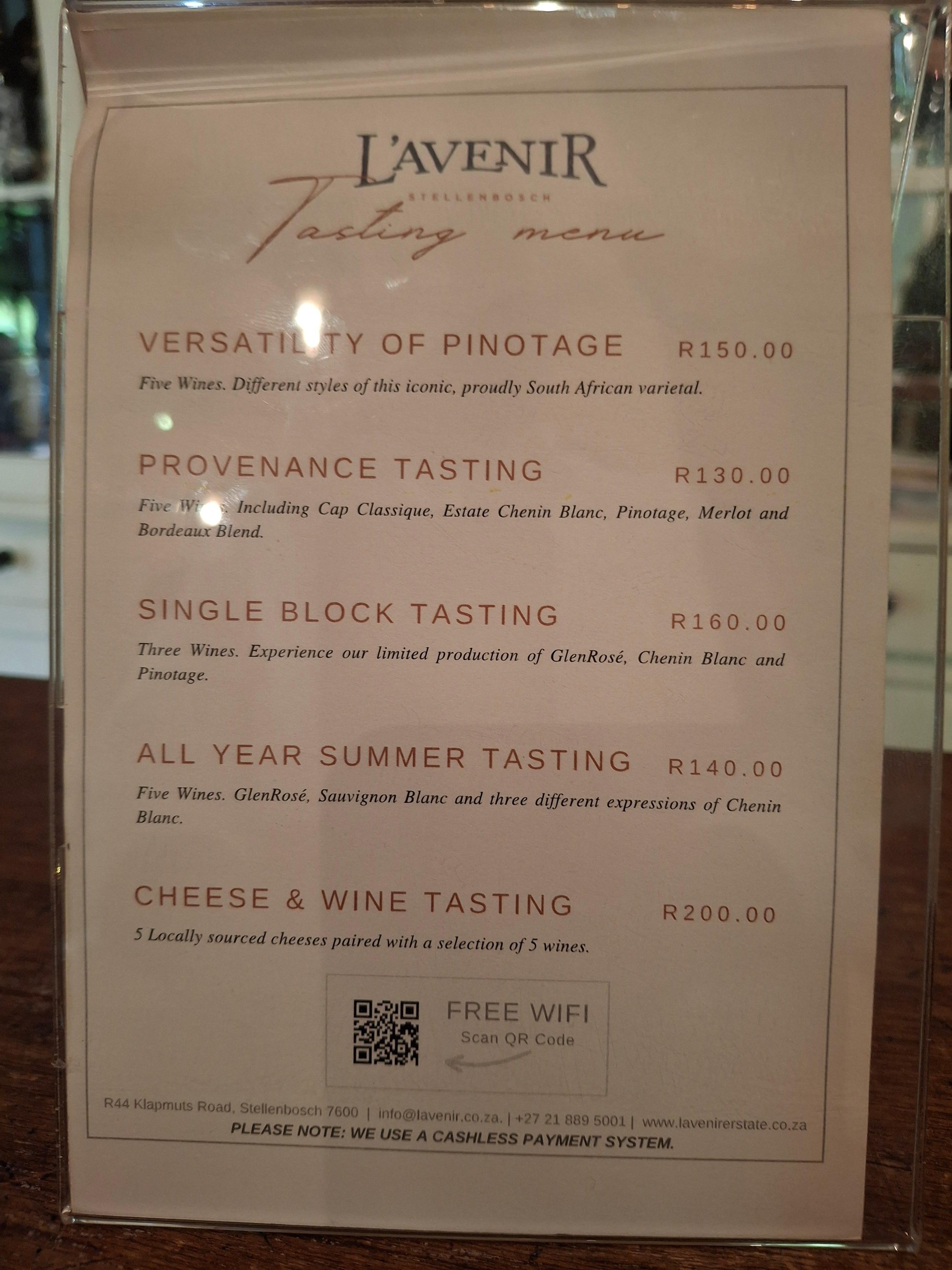 Private Cape Winelands Day Tour with Lunch