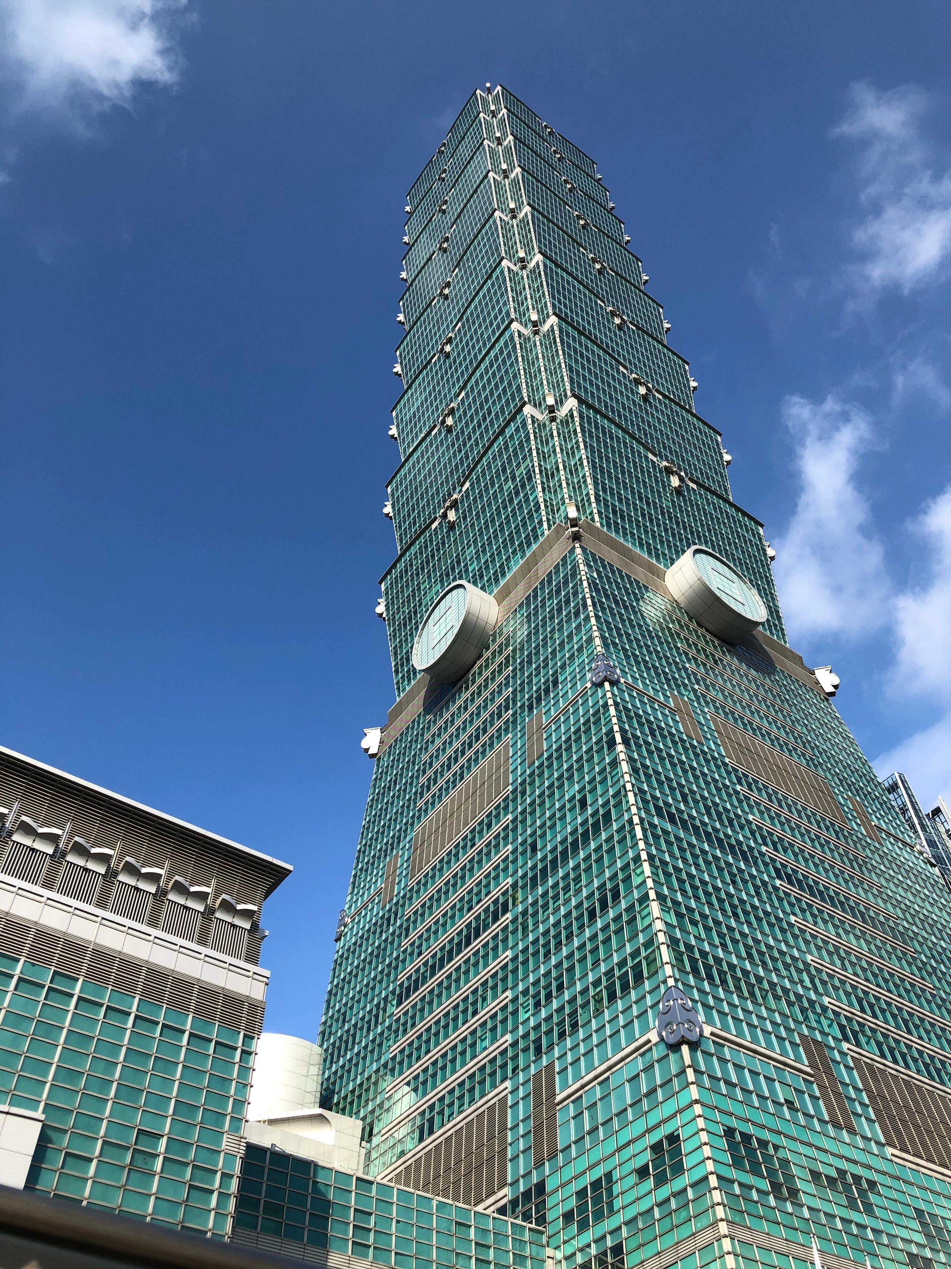 Private Taipei City Tour from Keelung Port with Observatory Access