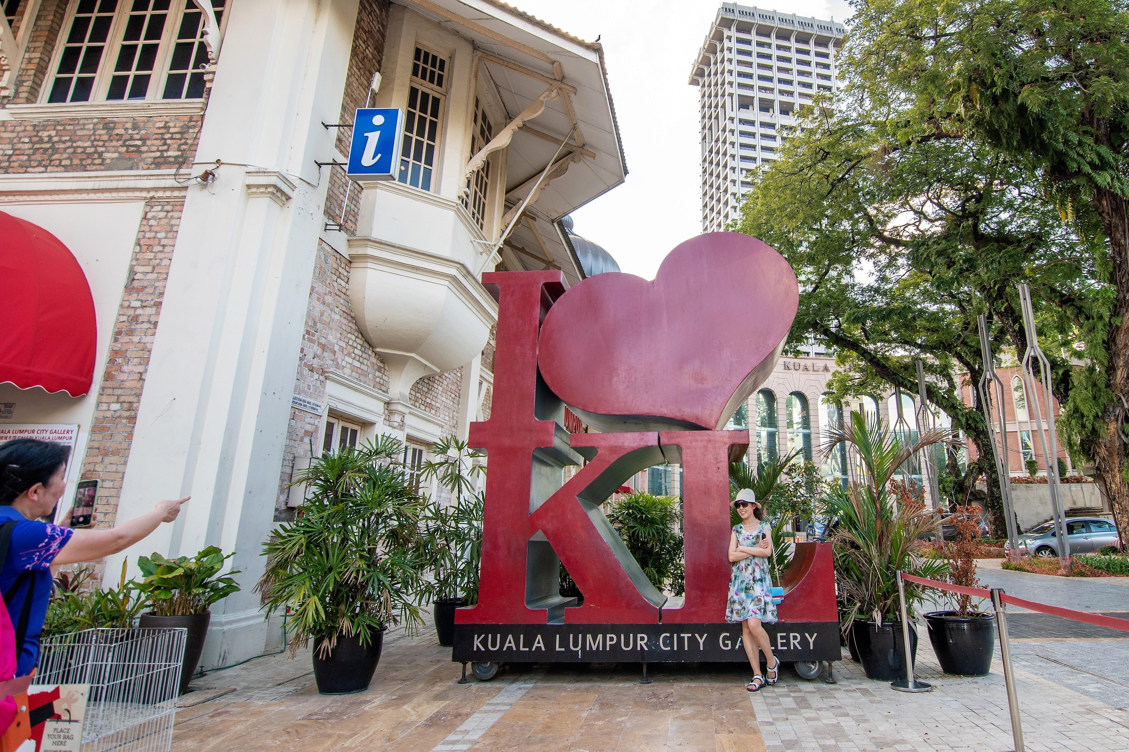 Ultimate Kuala Lumpur City Highlights & Batu Caves Tour