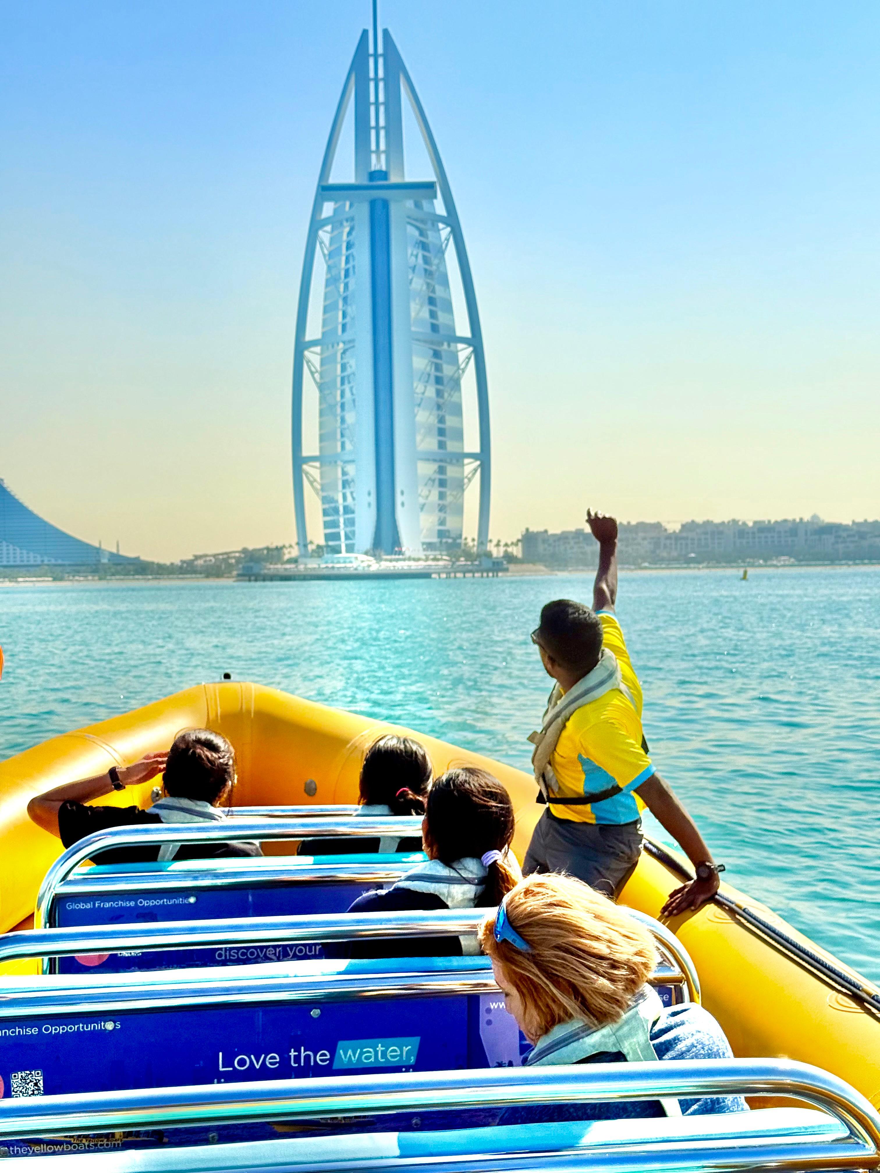 Dubai Marina Speedboat Sightseeing Tour