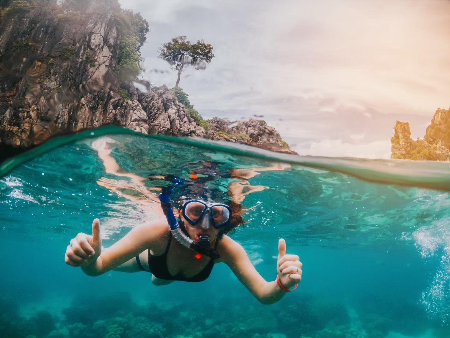 Private Luxury Longtail Boat Island Hopping in Phuket