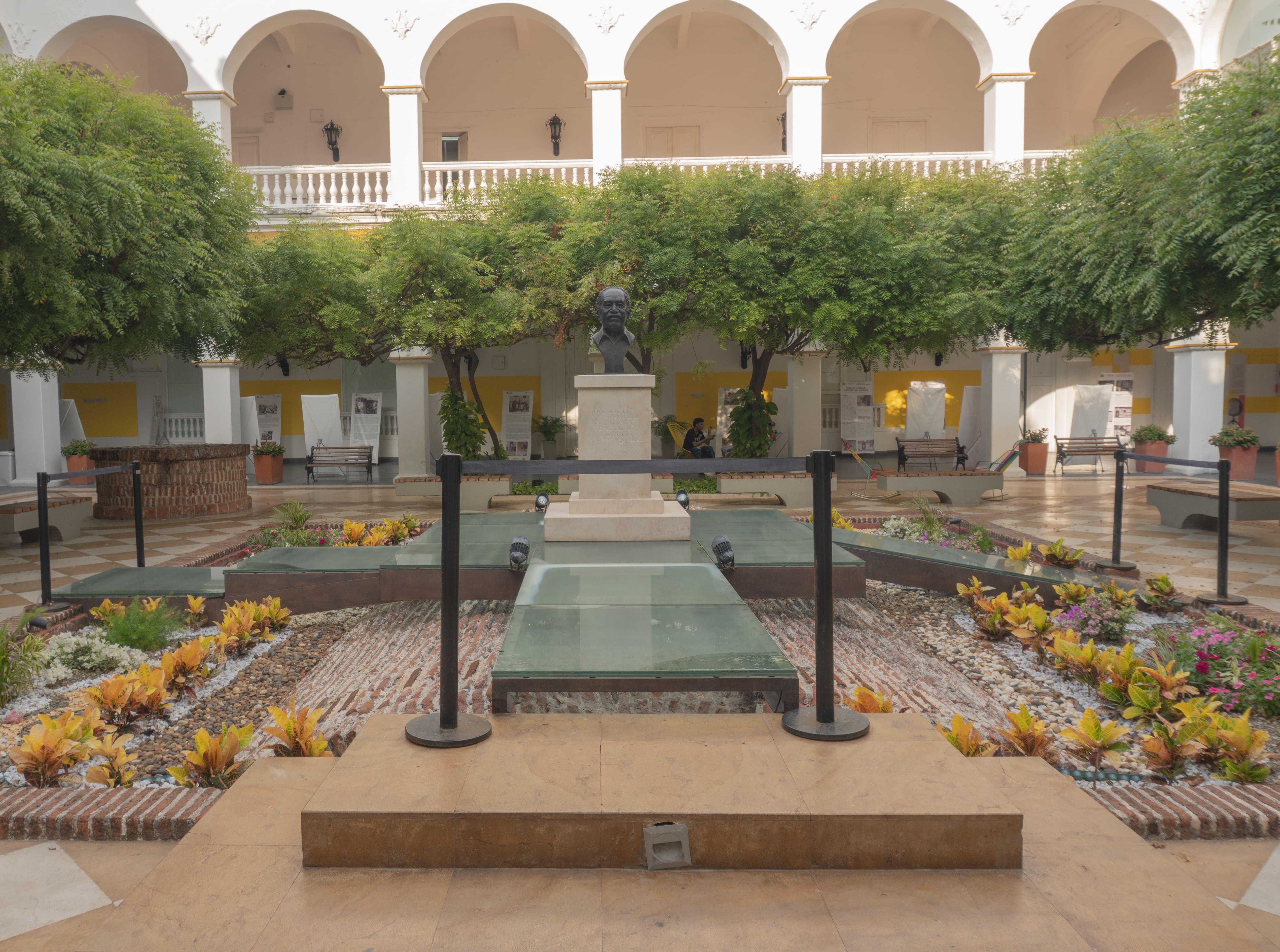 Cartagena: San Felipe Castle & San Diego Walking Tour