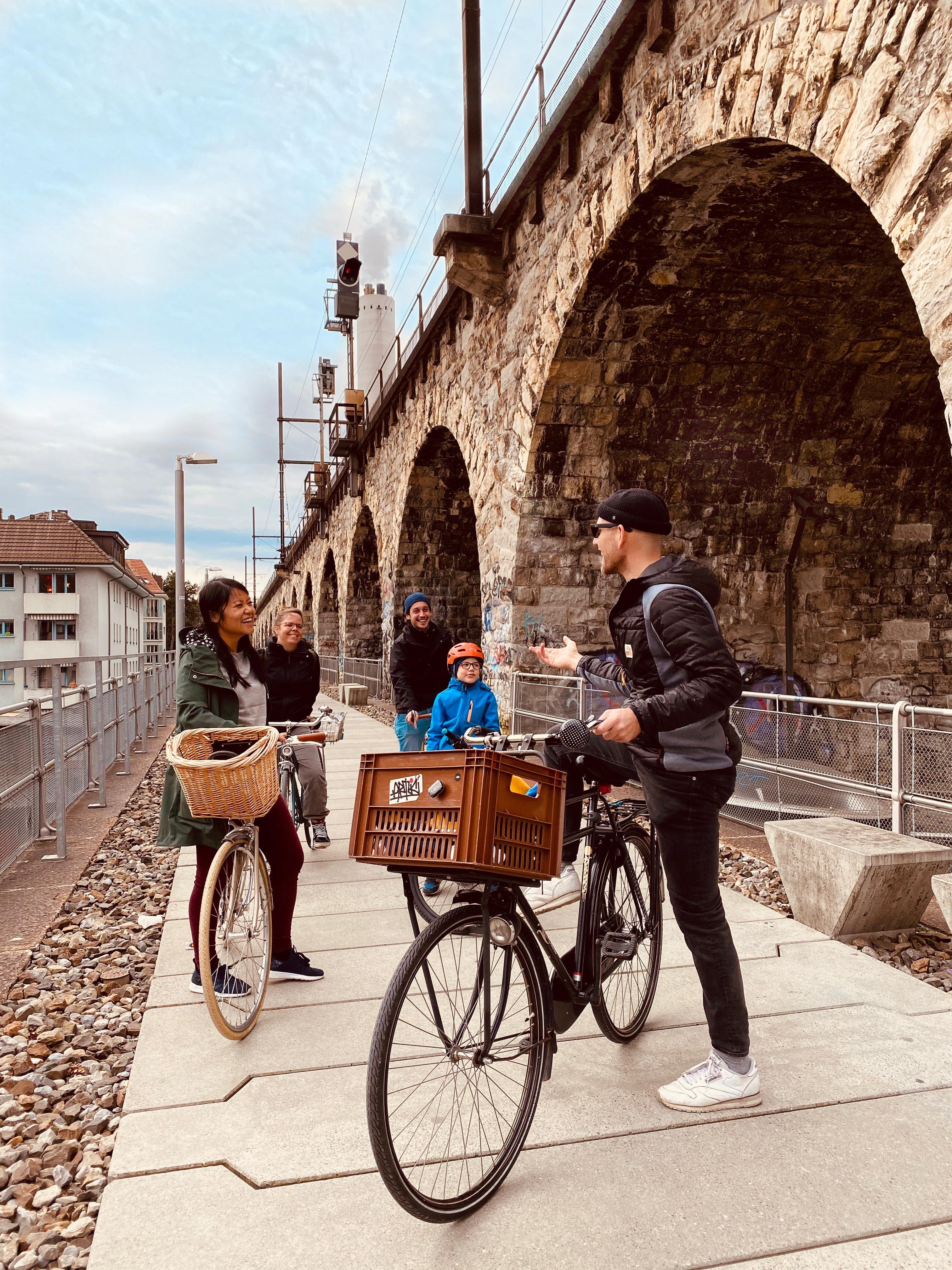Zurich Urban Bike Tour with Local Guide