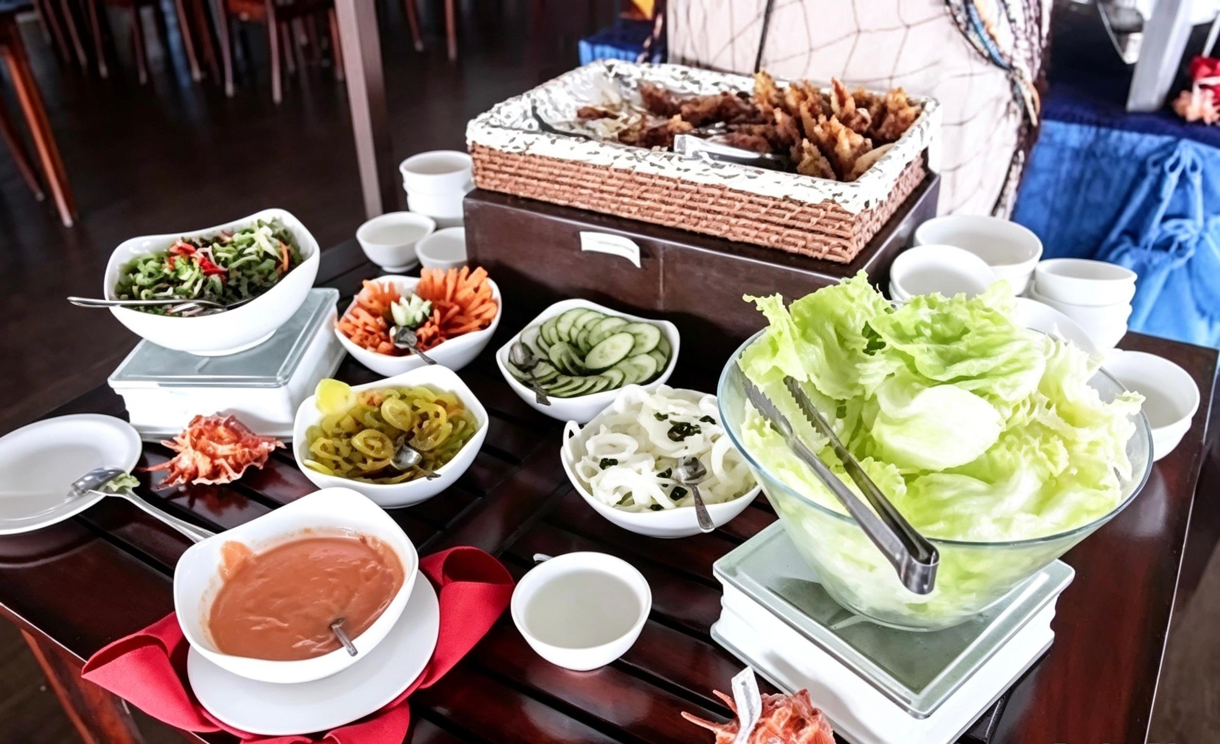 Mactan Island Hopping Boat Tour with Lunch