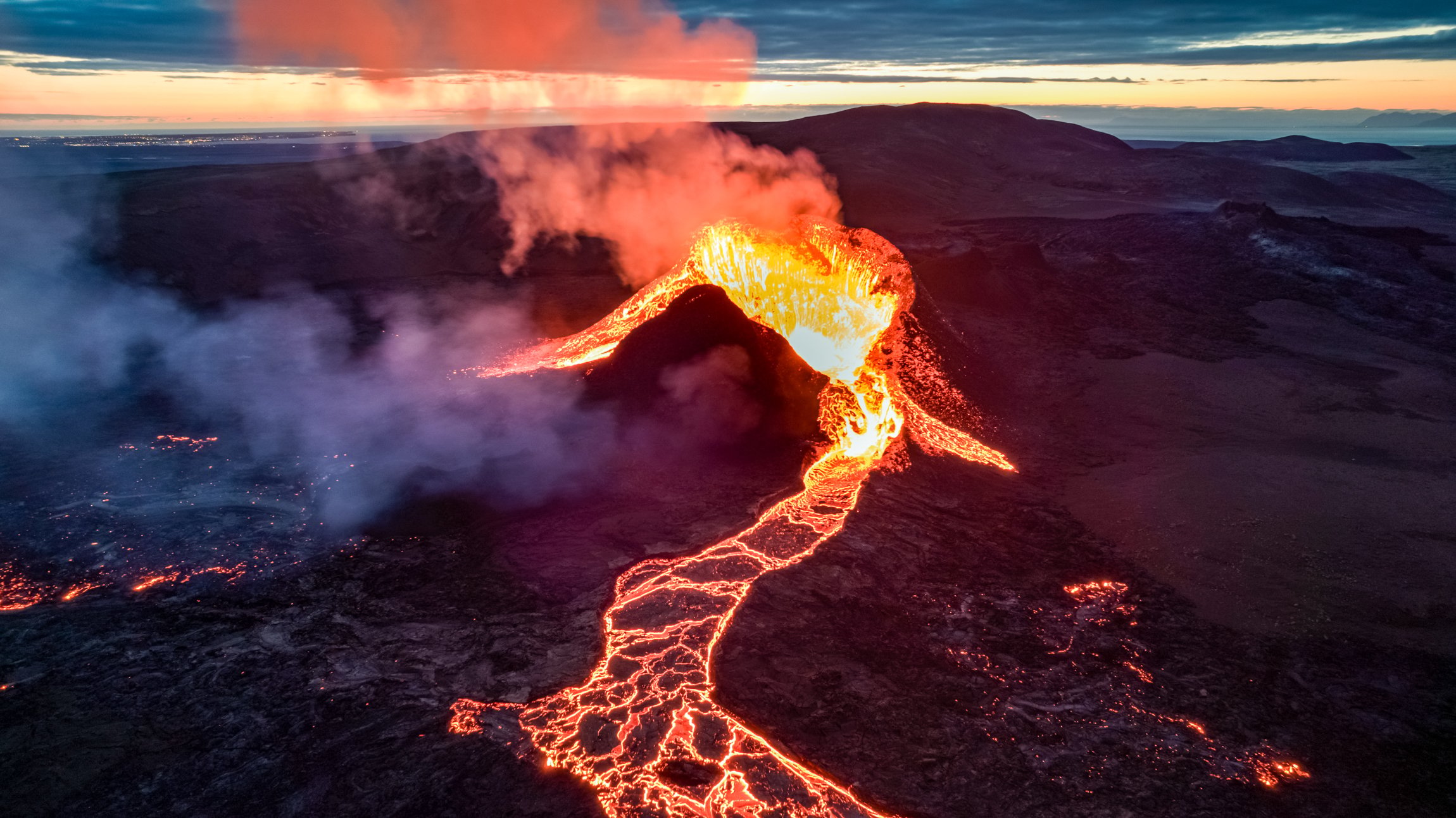Reykjanes Volcanic Landscape Helicopter Tour from Reykjavik