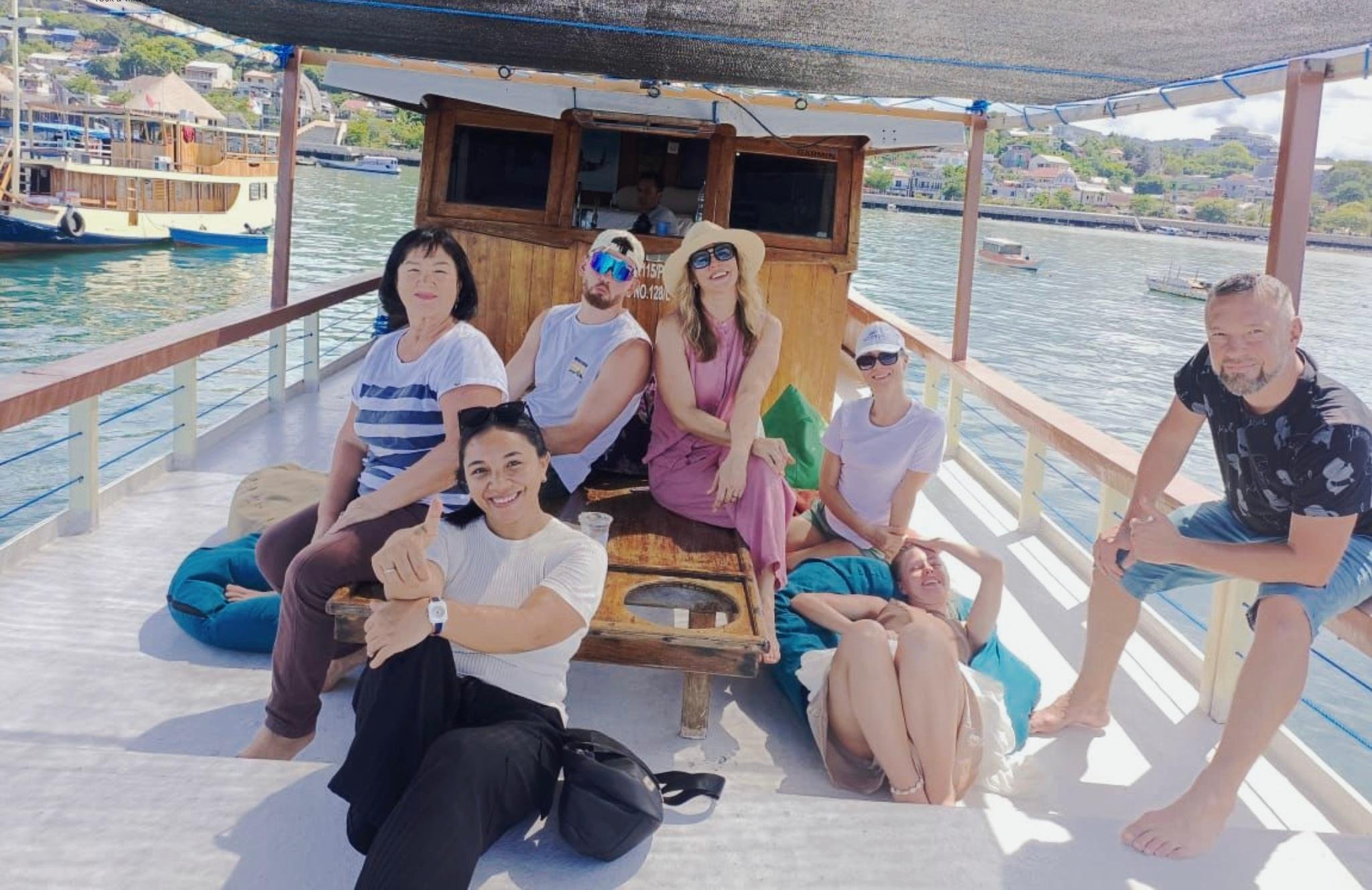 Komodo & Pink Beach 2-Day Shared Boat Adventure from Labuan Bajo