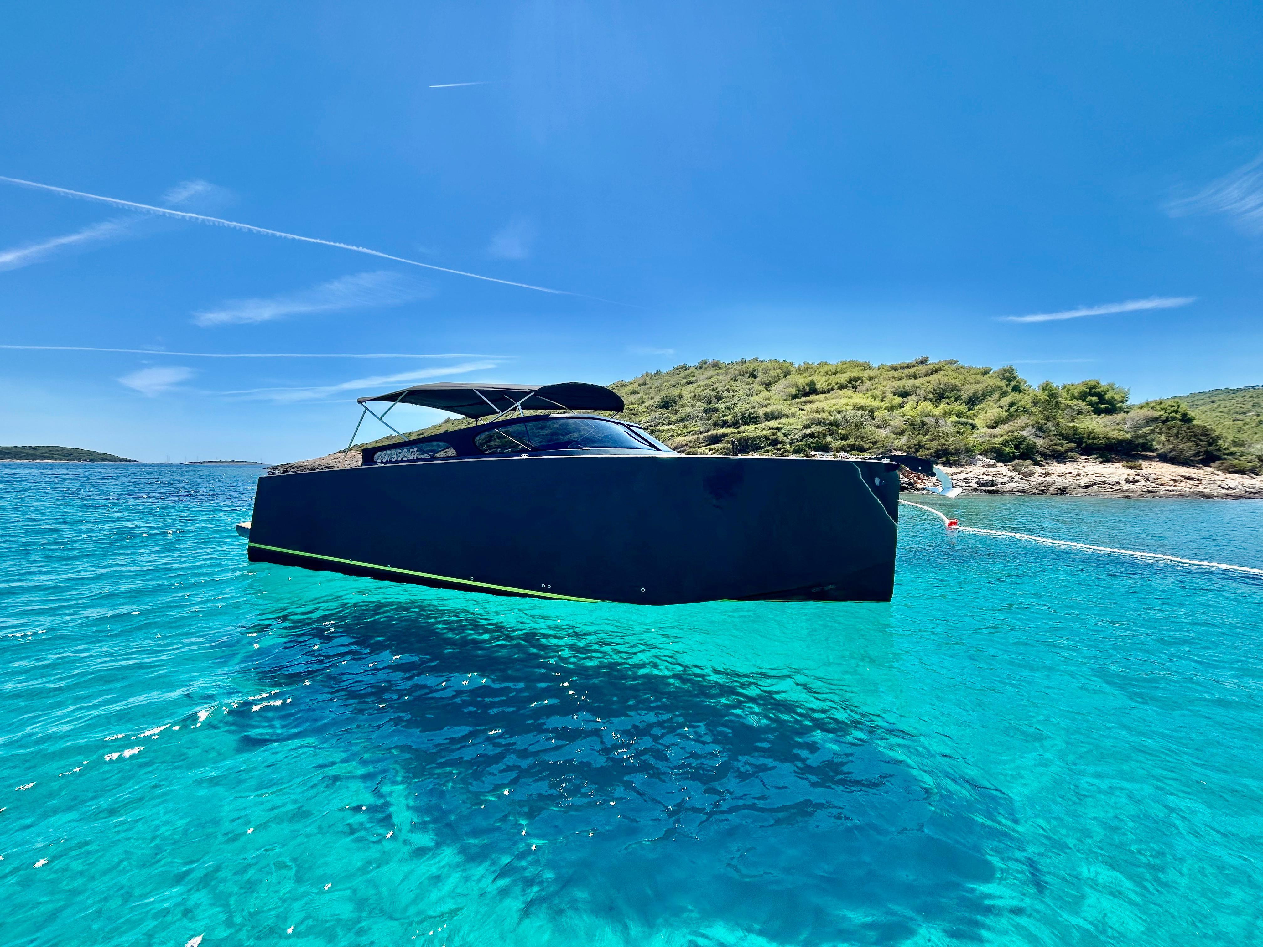 Private Deluxe Blue Cave & Island Hopping Cruise from Split