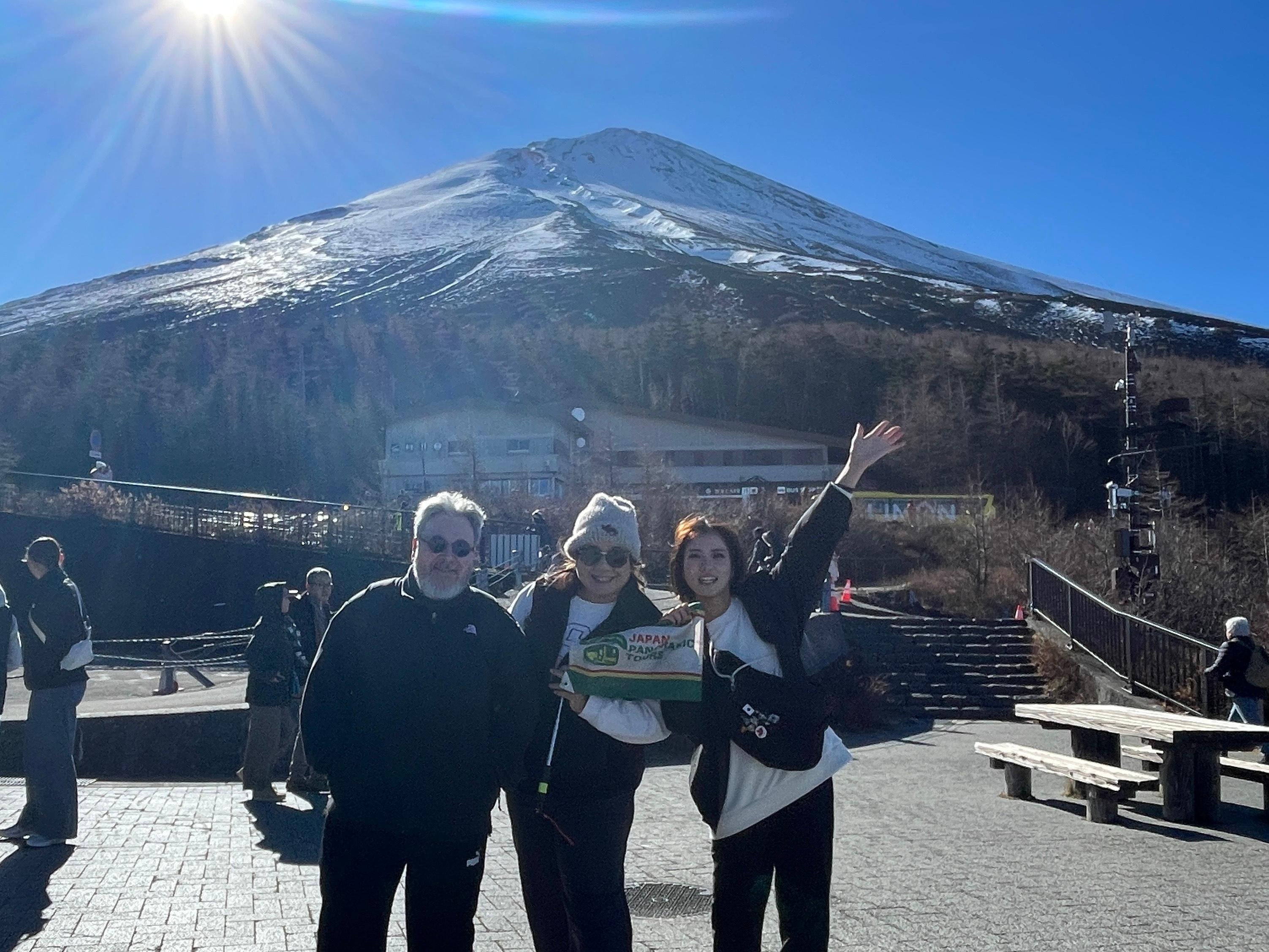 Tokyo to Mt. Fuji, Hakone & Bullet Train Day Tour