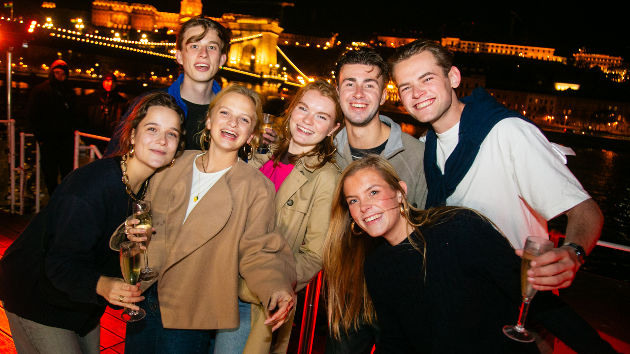 Budapest: Sip & Sail Prosecco Cruise | Sightseeing | Photos
