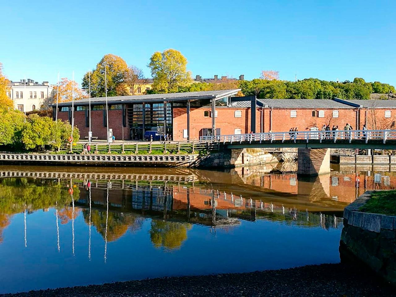 Suomenlinna Fortress Museum Entry with Historical Film