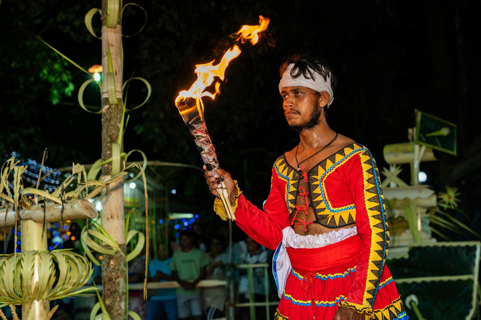 Kandy Esala Perahera VIP Experience with Refreshments