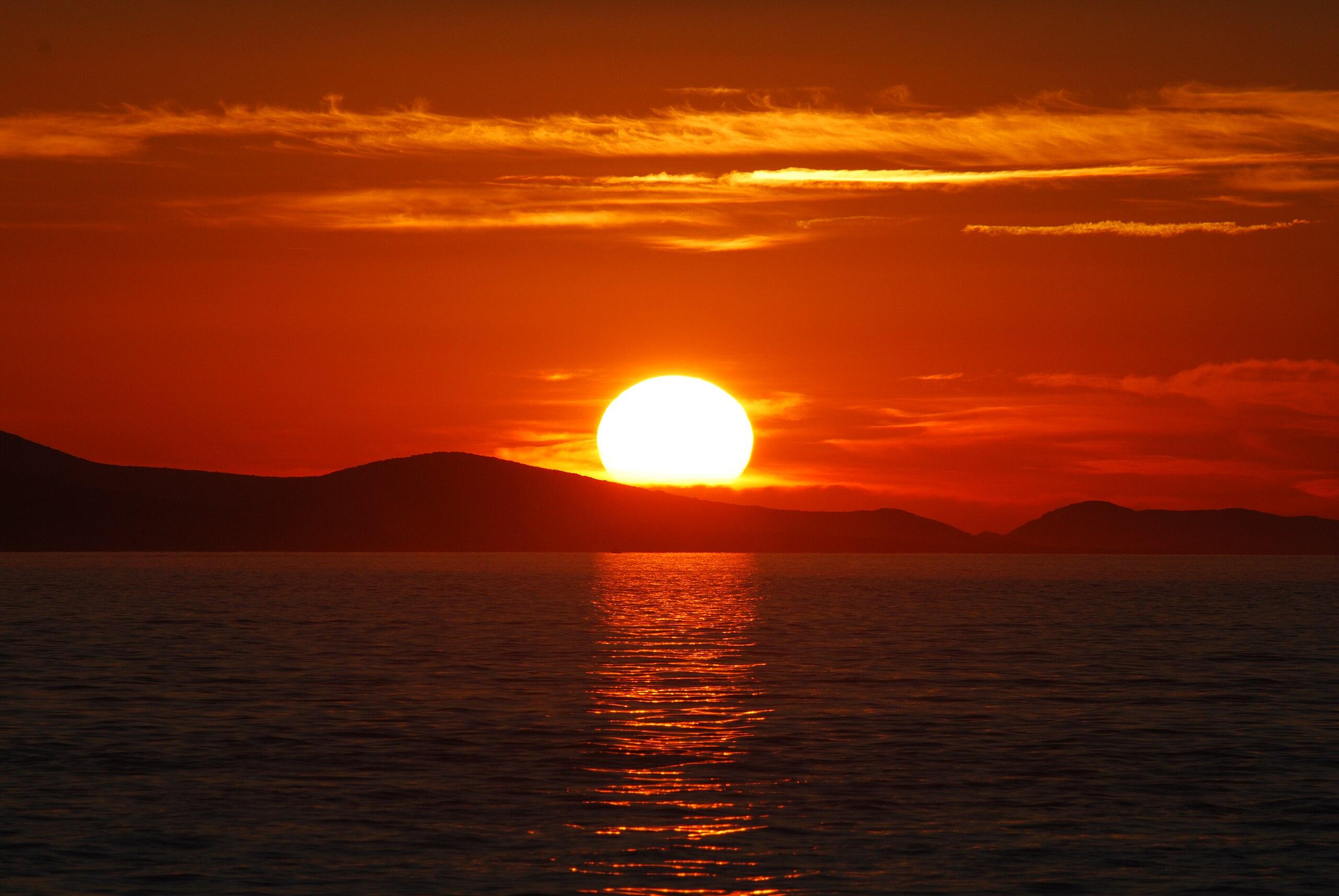 Zadar Sunset Cruise with Island Swim & Dinner