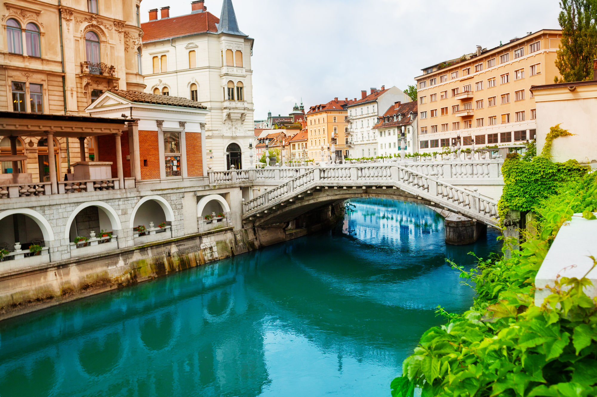 Old Town Walking Tour: Ljubljana's Hidden Stories