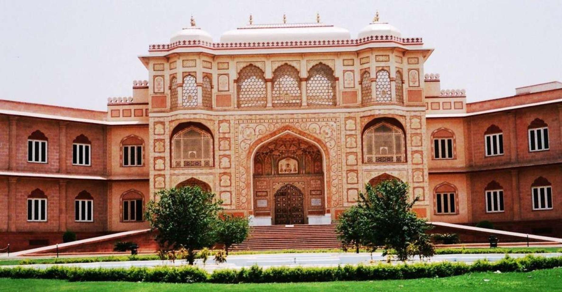 3-Day Jaipur & Ranthambore Tiger Safari from Delhi