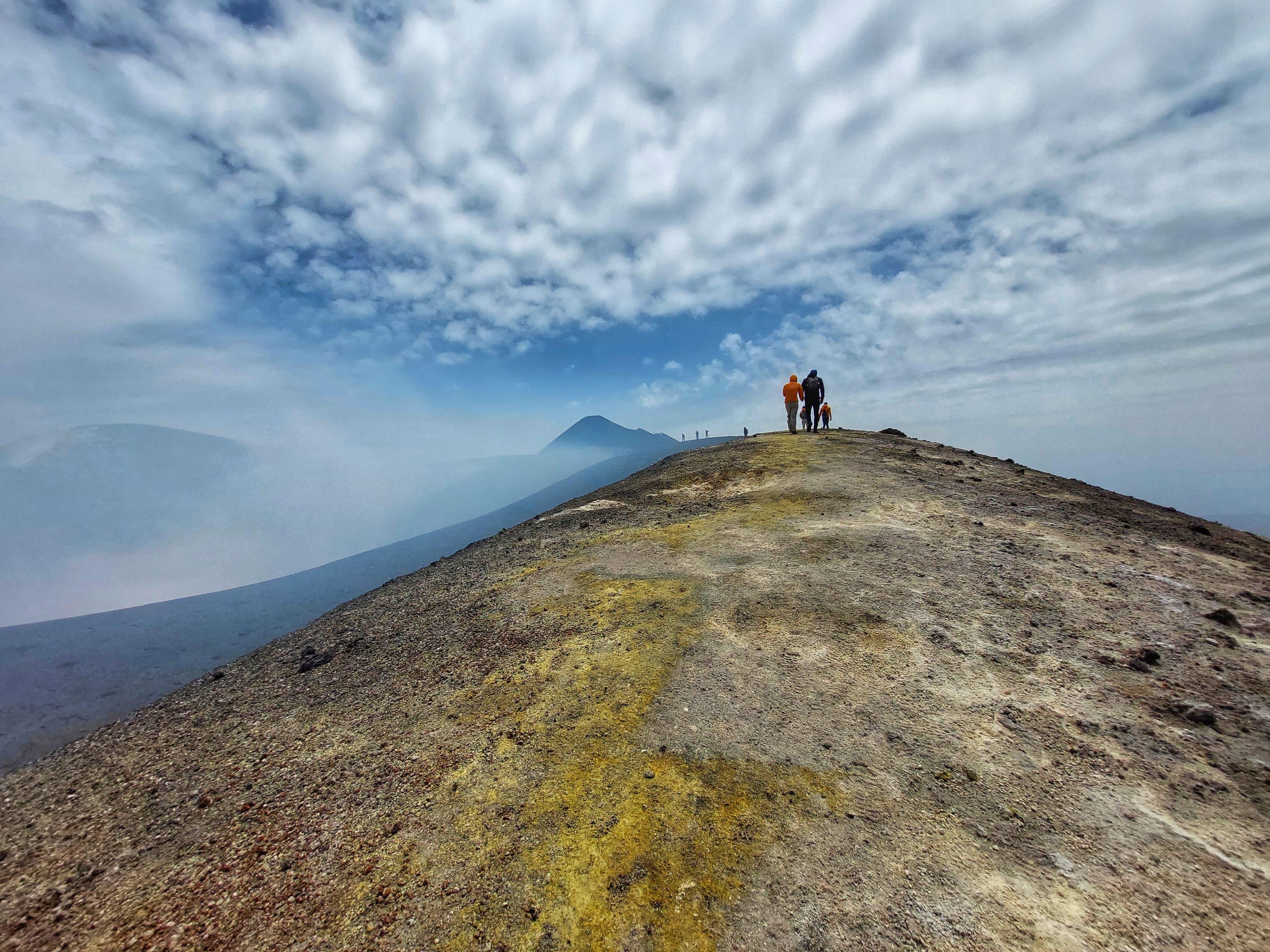 Mount Etna with pick-up and drop-off from Catania: 3000 meters with cable car and jeep