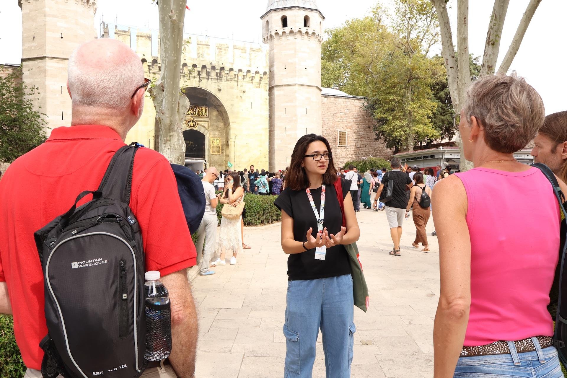 Topkapi Palace & Harem Guided Small Group Tour