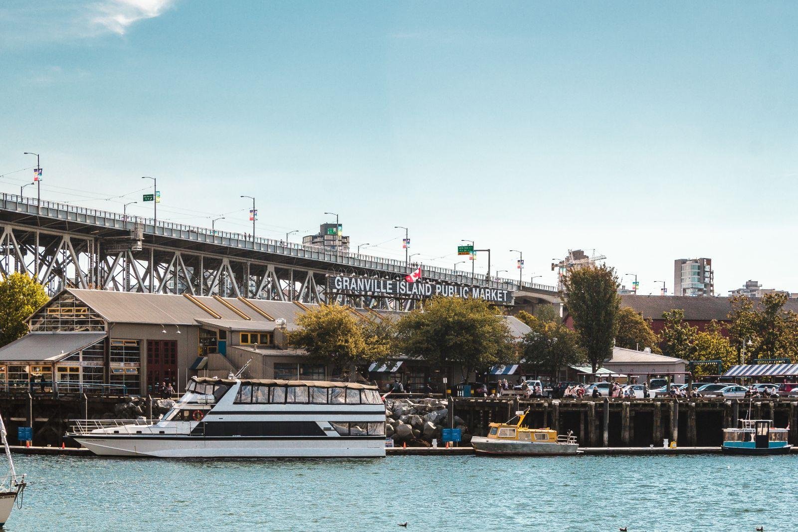 Vancouver Private Sightseeing Tour: Custom City & Nature Highlights