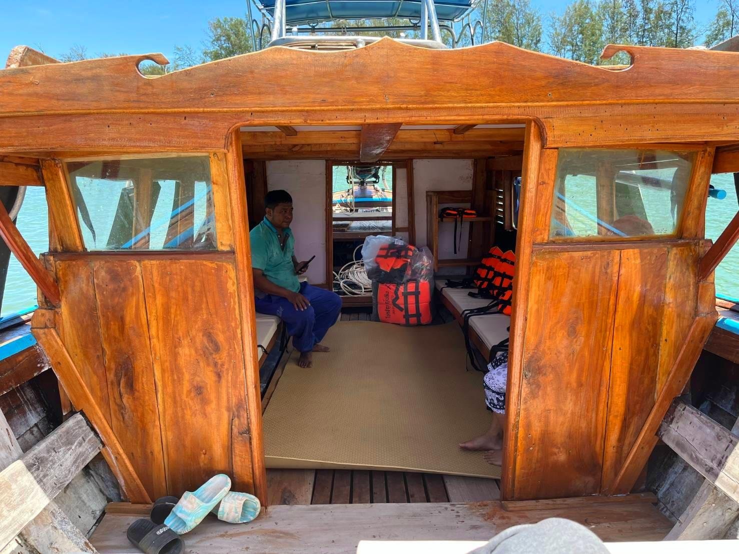 Krabi 4-Island Longtail Boat Day Trip with Lunch