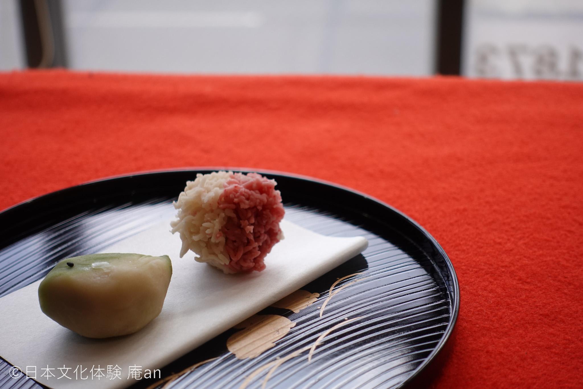 Osaka Traditional Nerikiri Sweets & Matcha Tea Ceremony