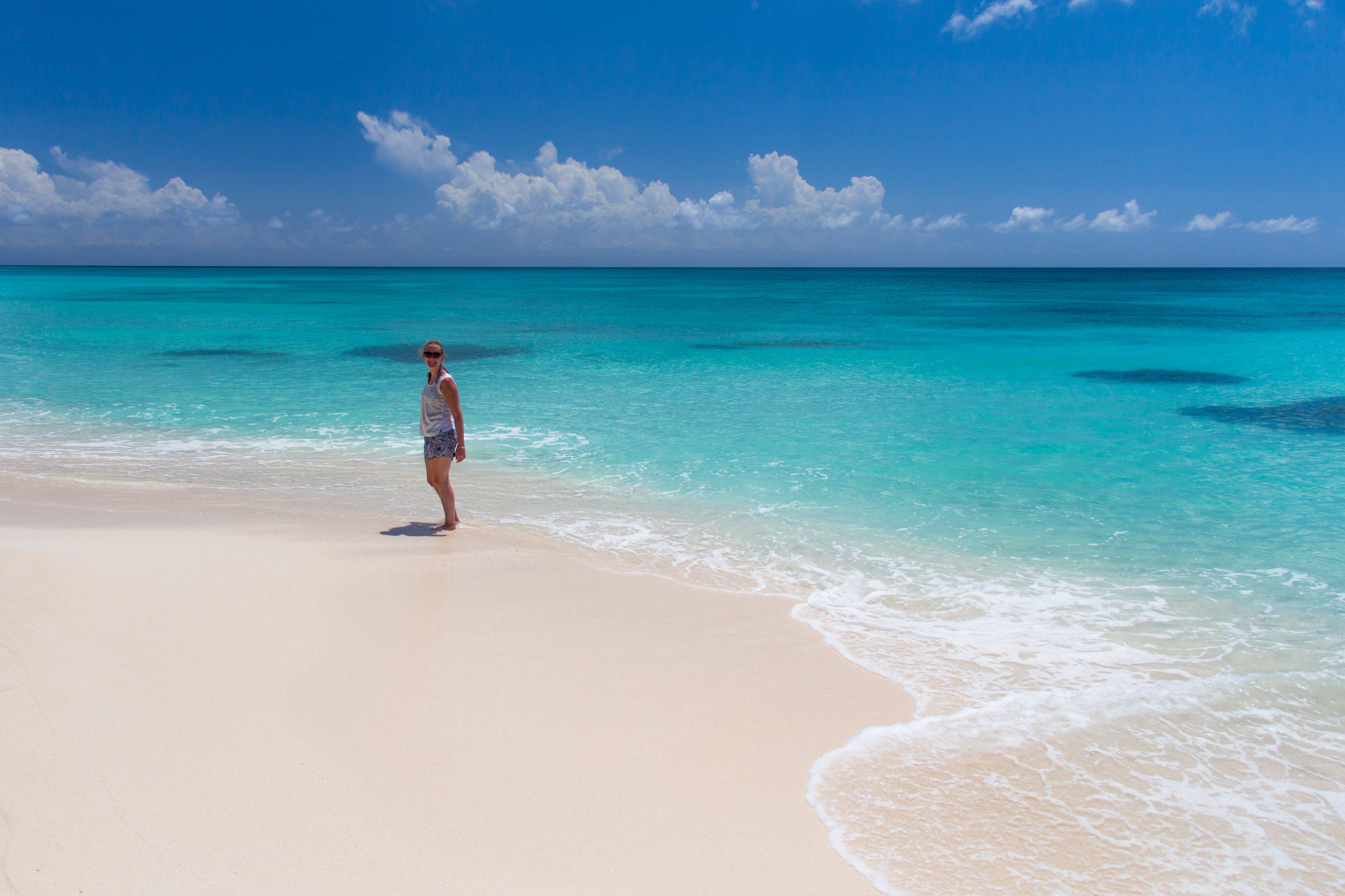 Saona Island Catamaran Day Trip from Punta Cana – Open Bar & Buffet