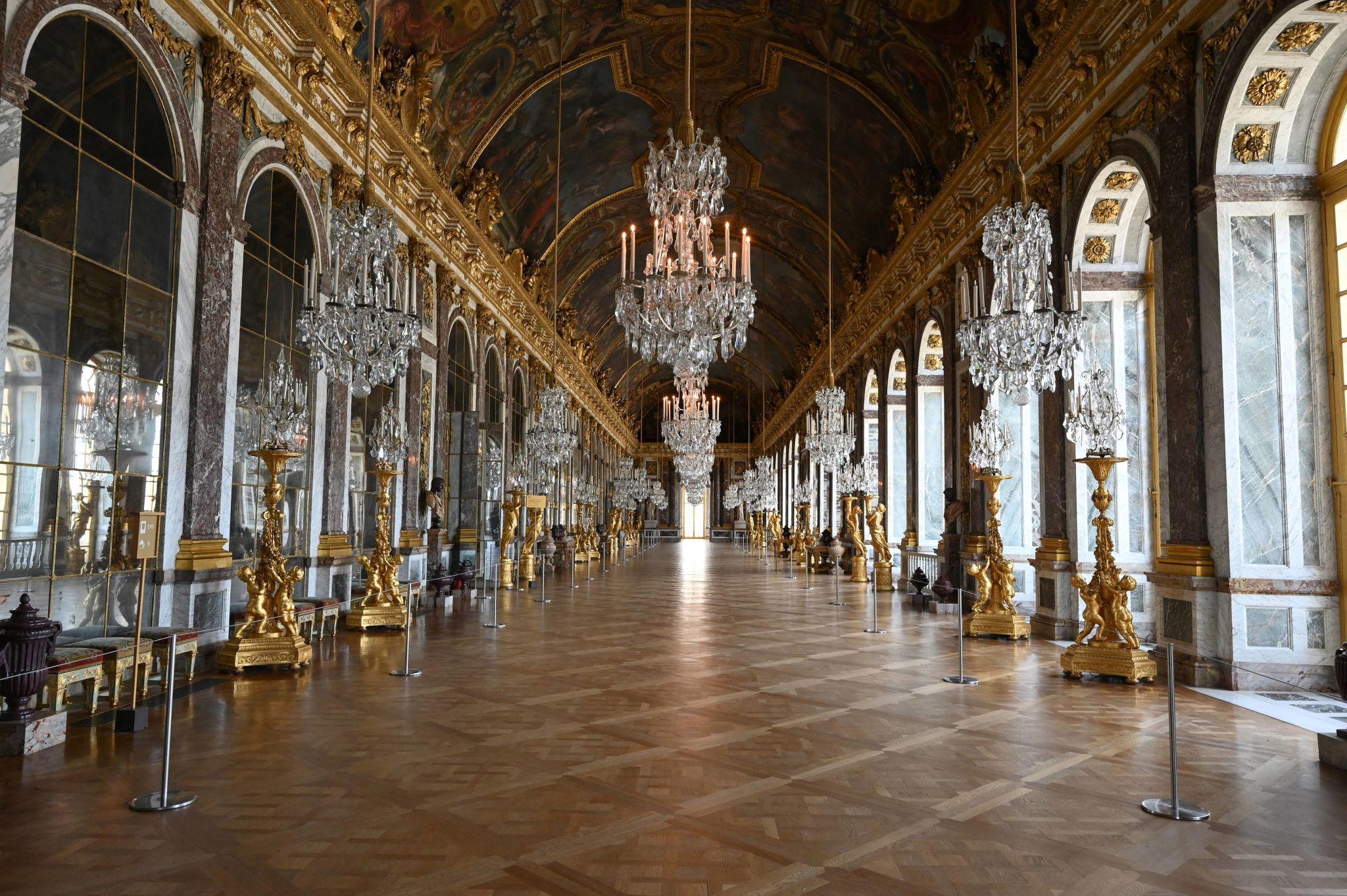 Private Versailles Palace & Gardens Golf Cart Tour