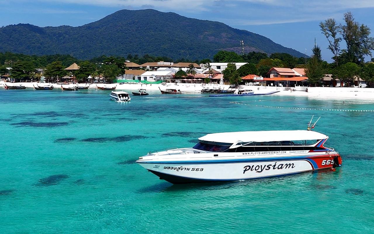 Hat Yai to Koh Lipe: Combined Van & Speedboat Transfer