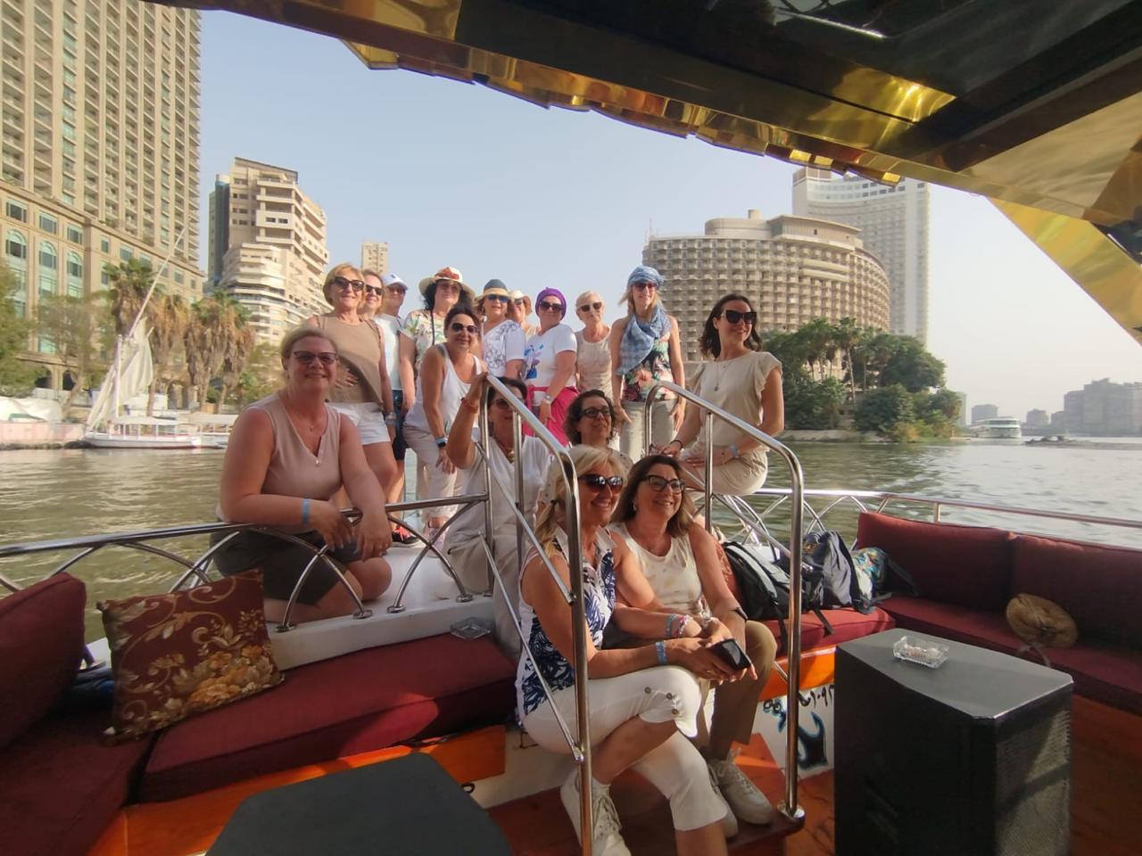 Sharm El Sheikh: Cairo Day Trip by Flight with Pyramids & GEM Museum