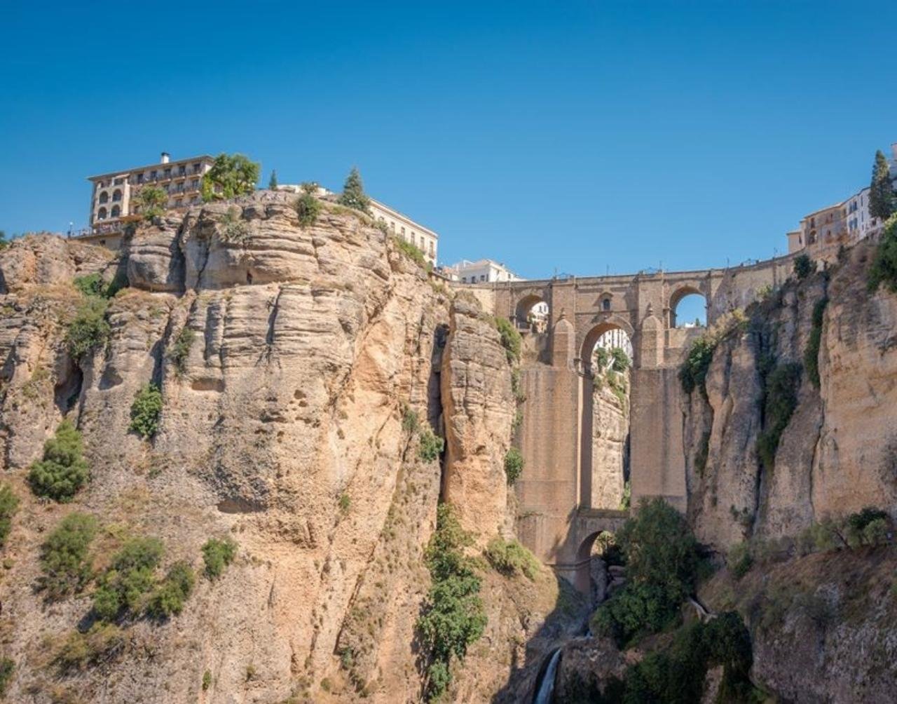 Ronda & Setenil de las Bodegas Day Trip from Málaga