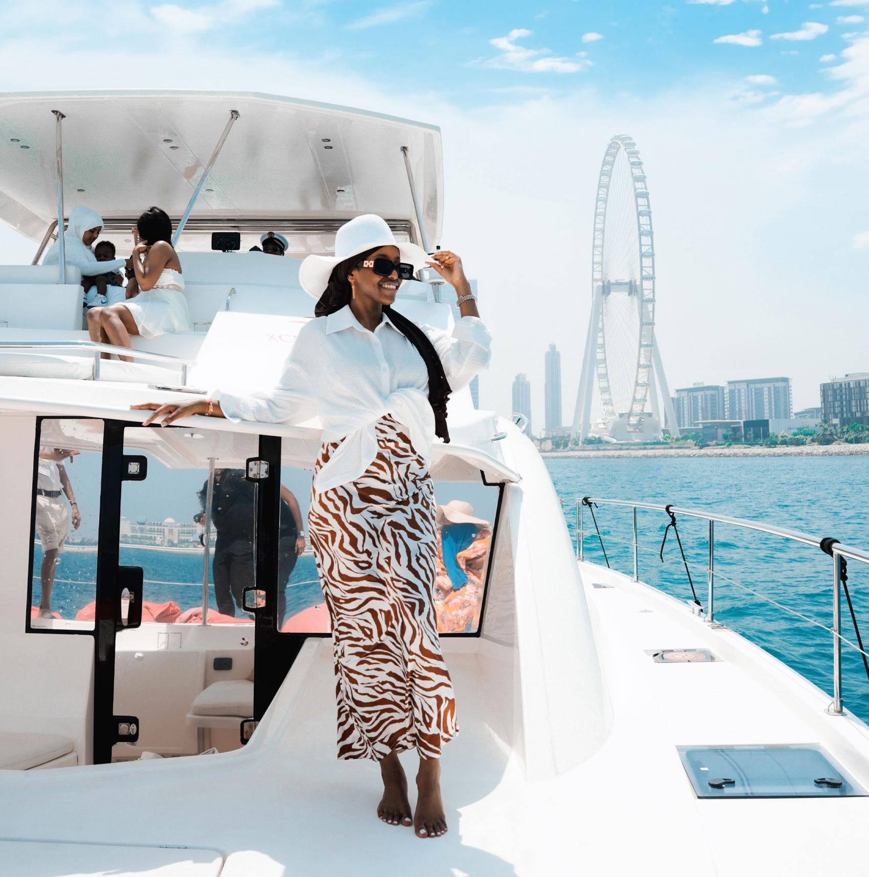 Dubai Marina Yacht Cruise with Drinks & Skyline Views
