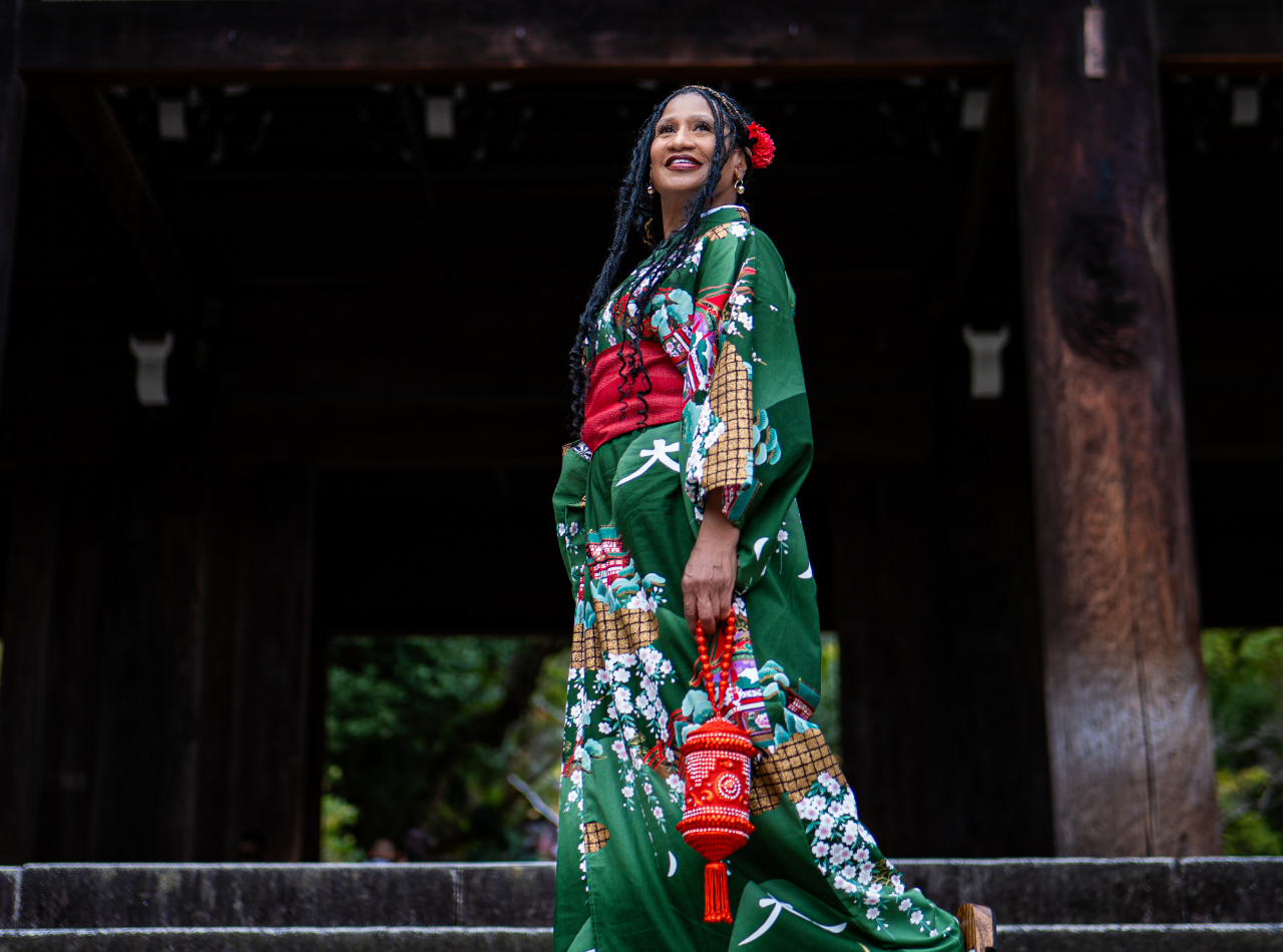 Kyoto: Vestimenta Tradicional com Kimono e Sessão de Fotos Privada