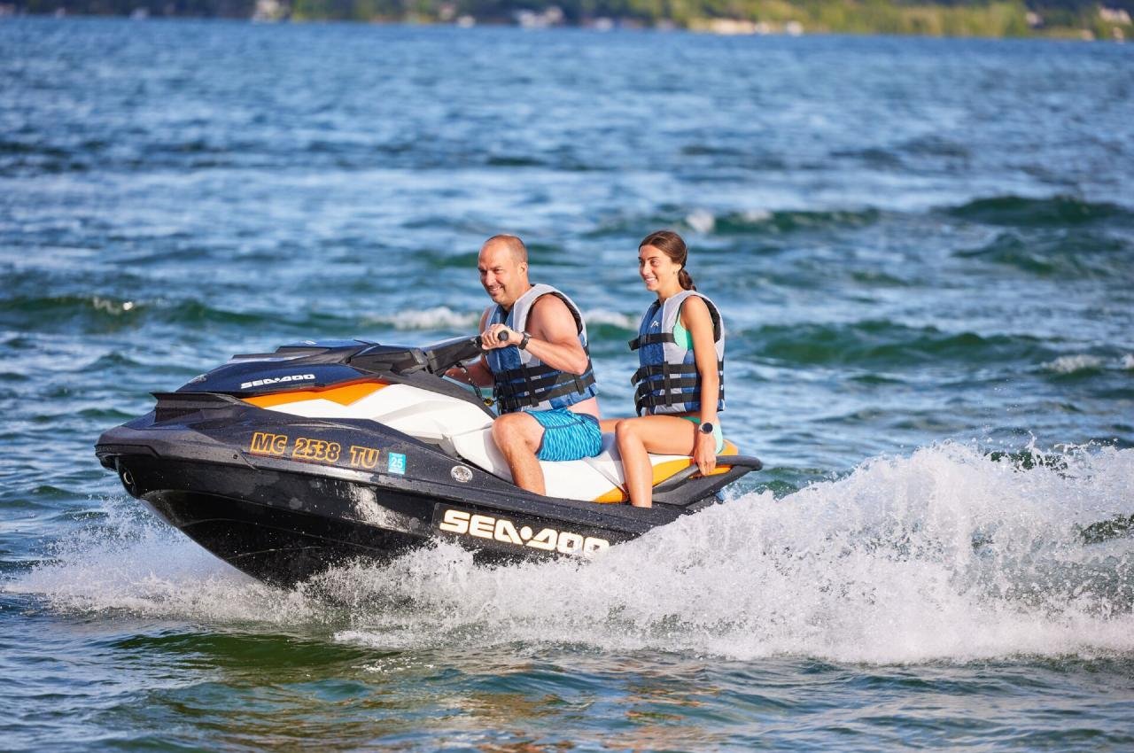 Doha High-Speed Jet Ski Experience