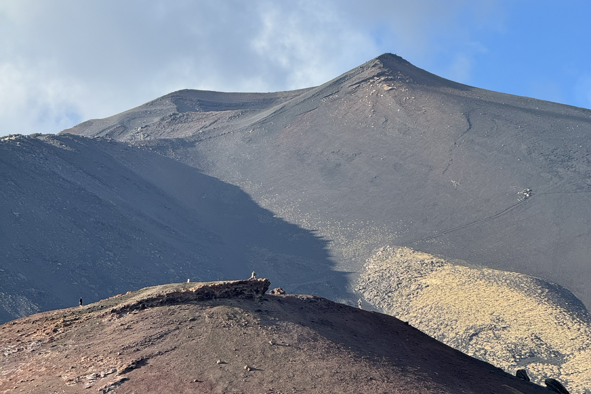 Catania: Etna Morning Tour with 4x4 Vehicles