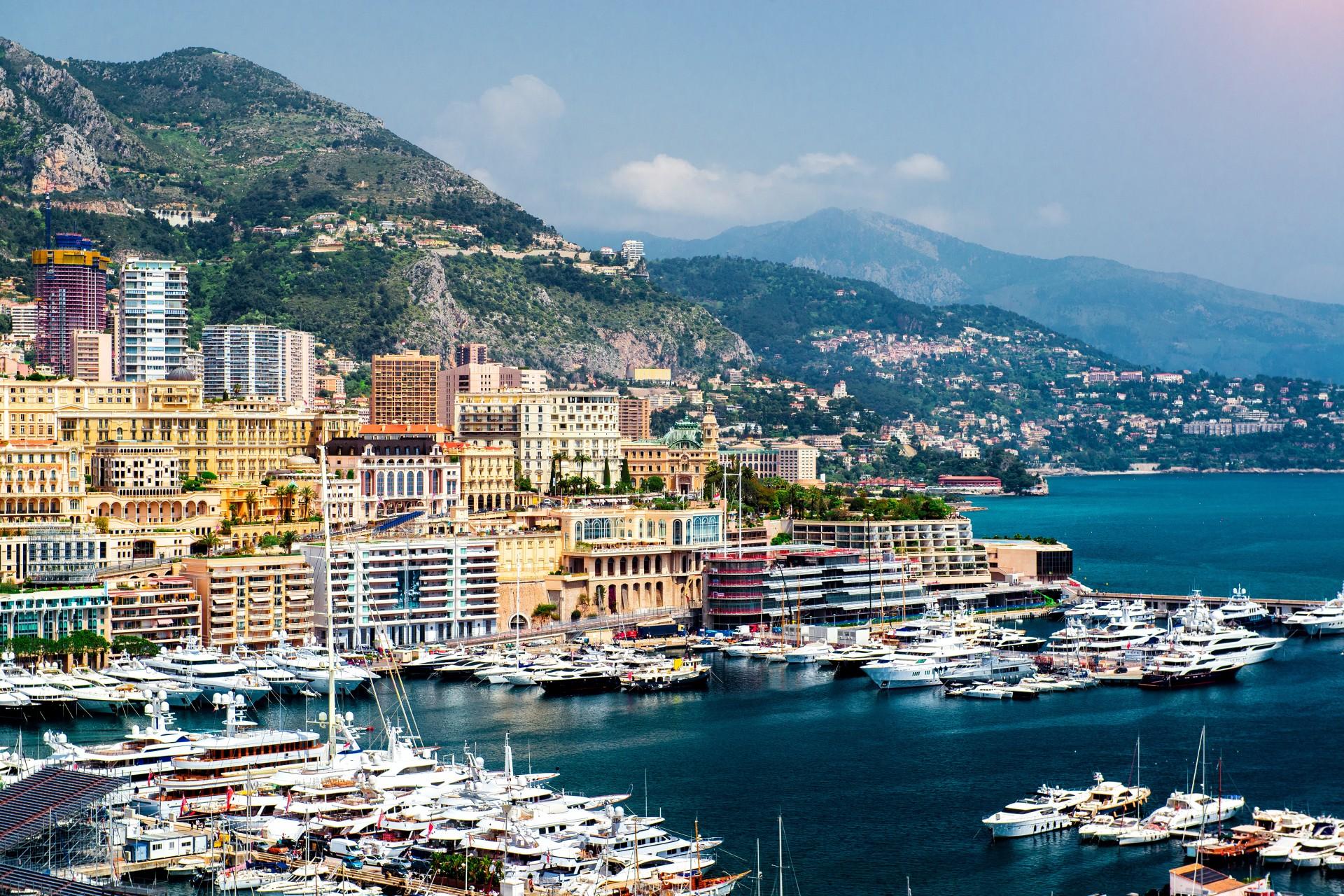 Monaco Walking Tour: Royalty, Racing & Riviera Glamour