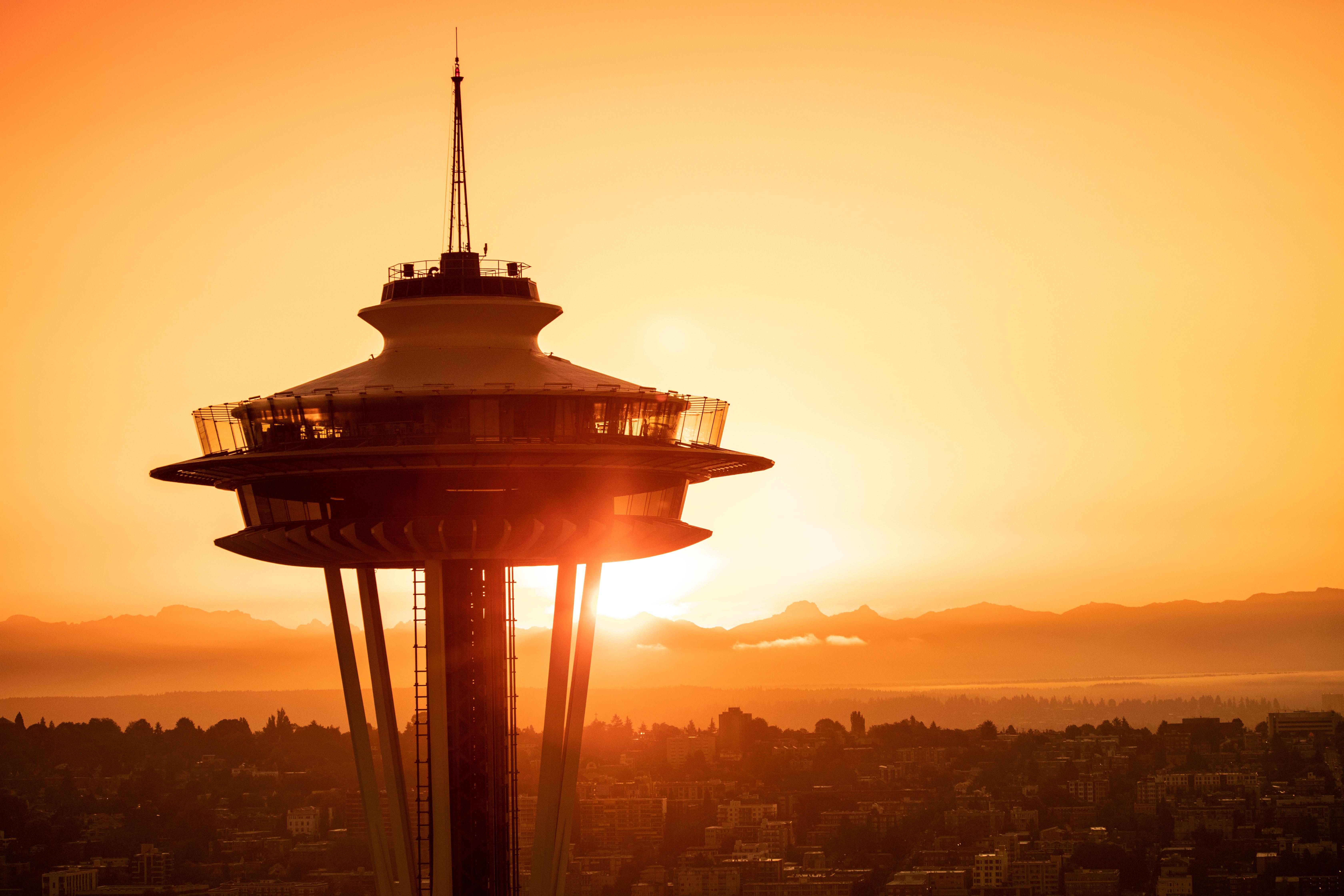 Space Needle Seattle — observation deck, glass floor, and Chihuly Garden and Glass — image 10