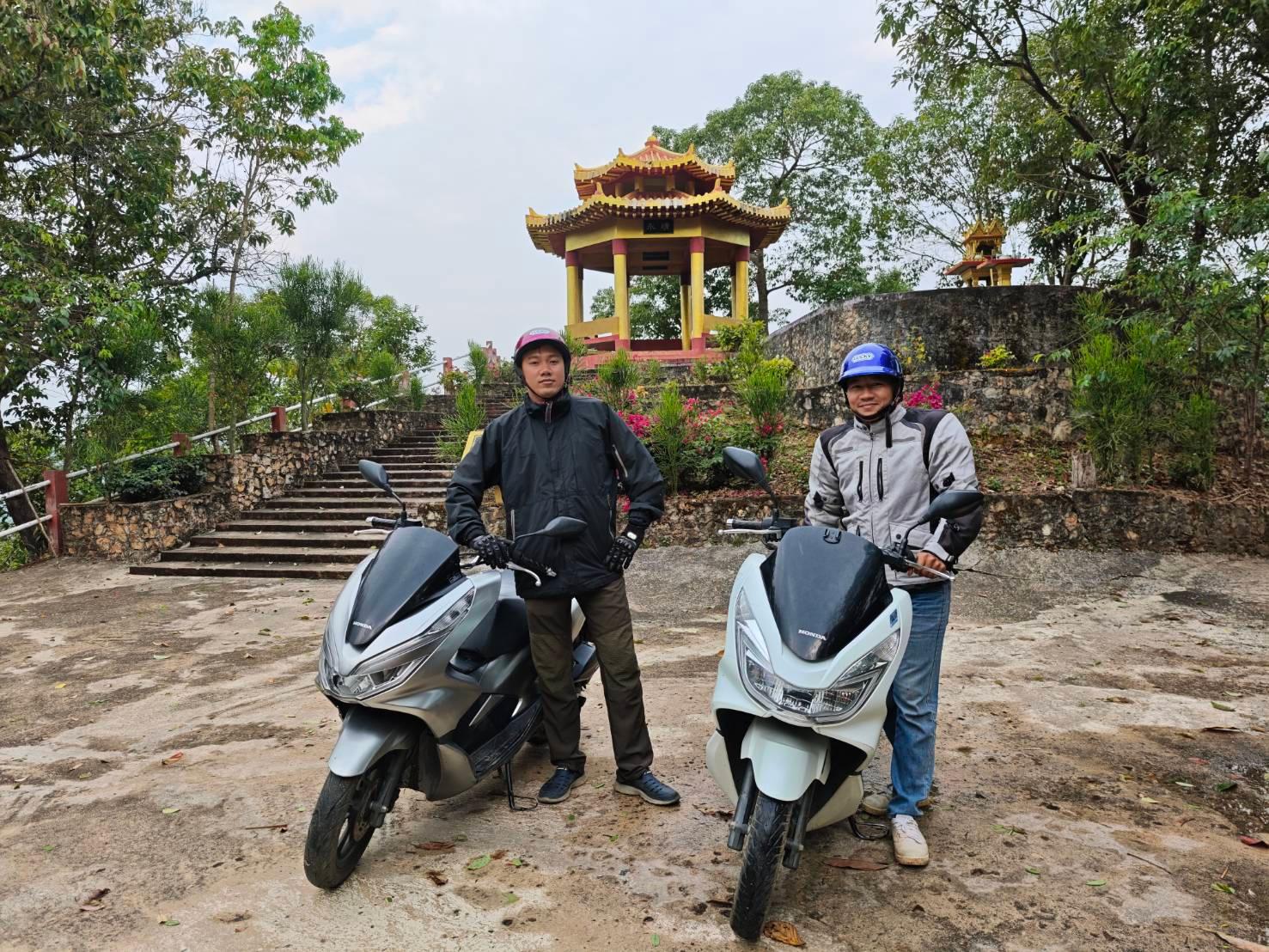 Golden Triangle Scooter Adventure with Mekong River Cruise