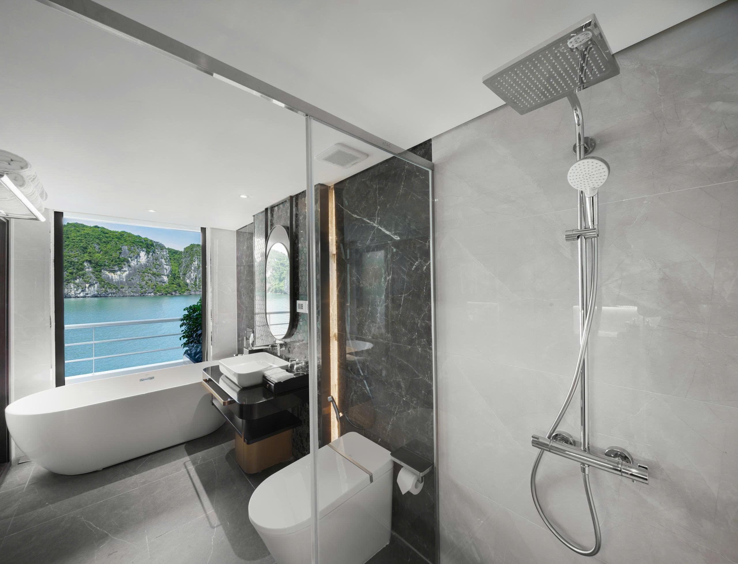 Ha Long Bay 2-Day Sea Stars Luxury Cruise with Meals