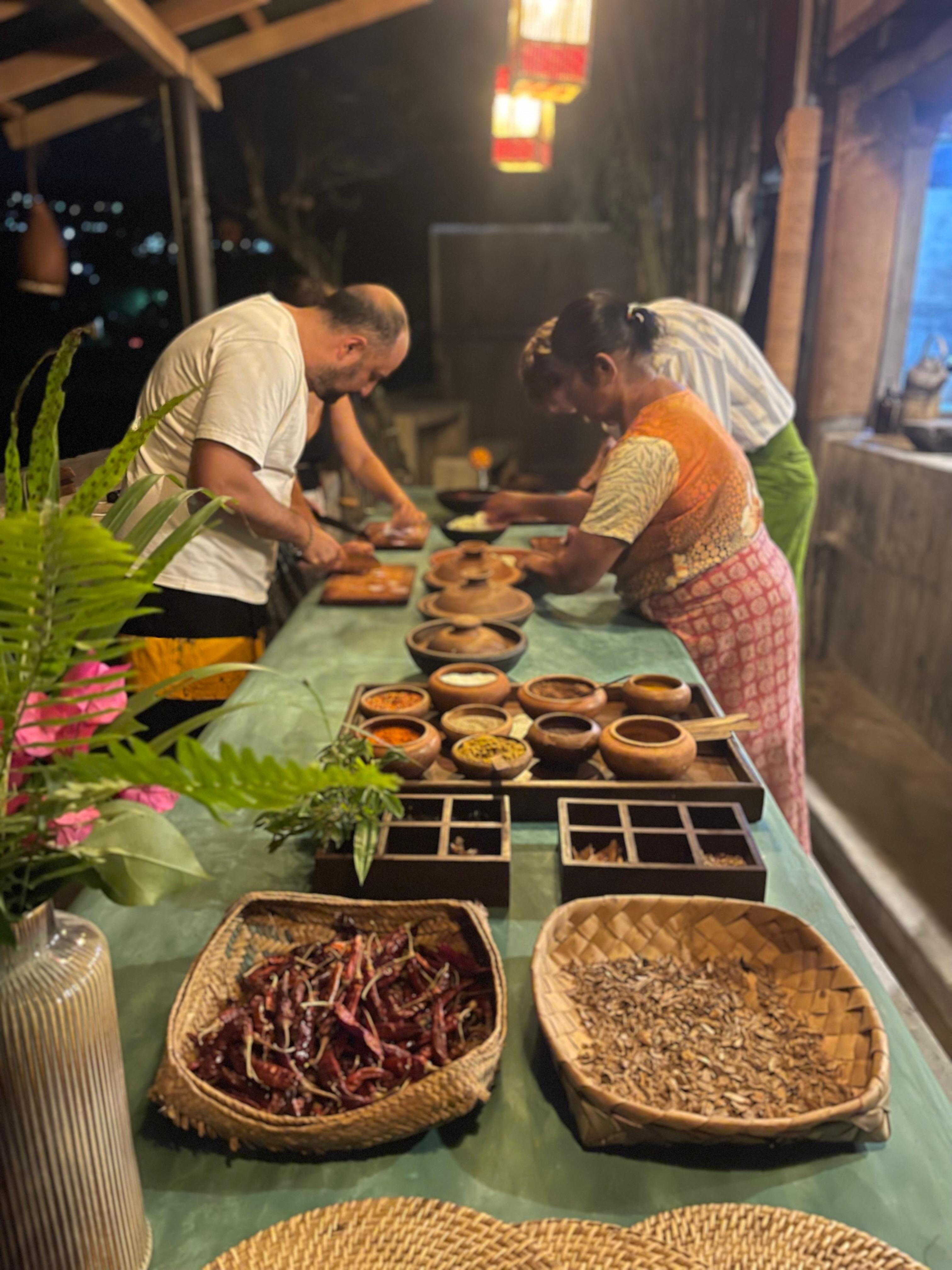 Authentic Wood-Fired Sri Lankan Cooking Class in Kandy