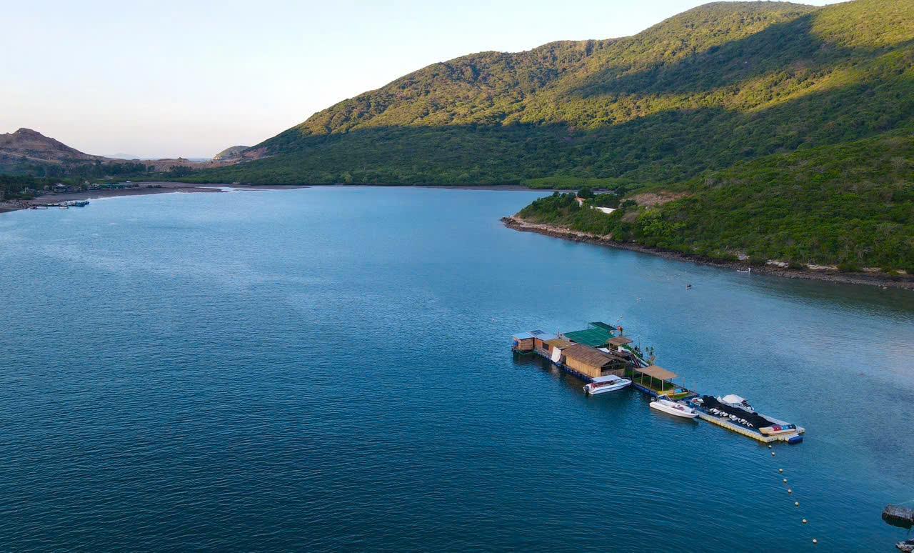Nha Trang Bay: Fishing Village, Beach Escape & Water Activities