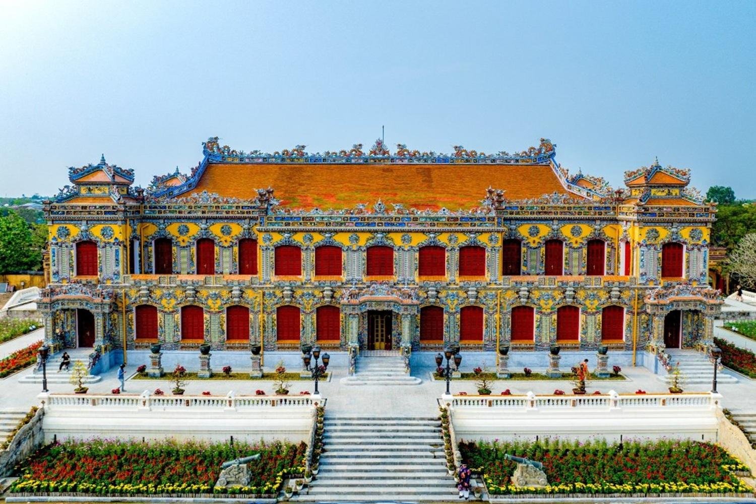 Customizable Hue Imperial City & Royal Tombs Private Tour