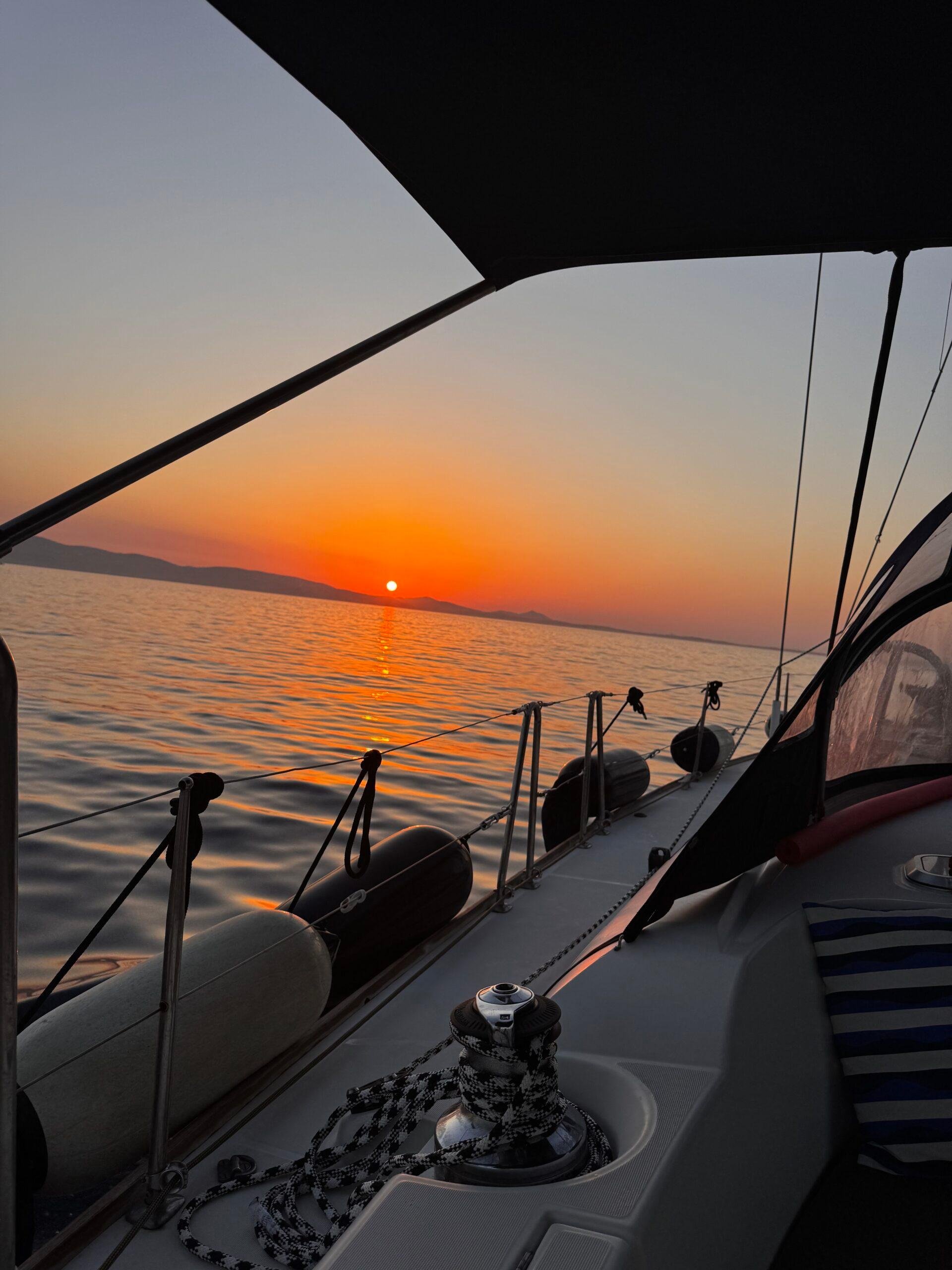 Adults-Only Aegean Sunset Yacht Cruise with Prosecco