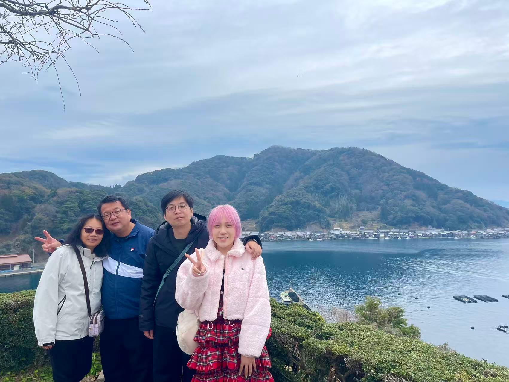 Osaka Custom Private Tour by Luxury Vehicle