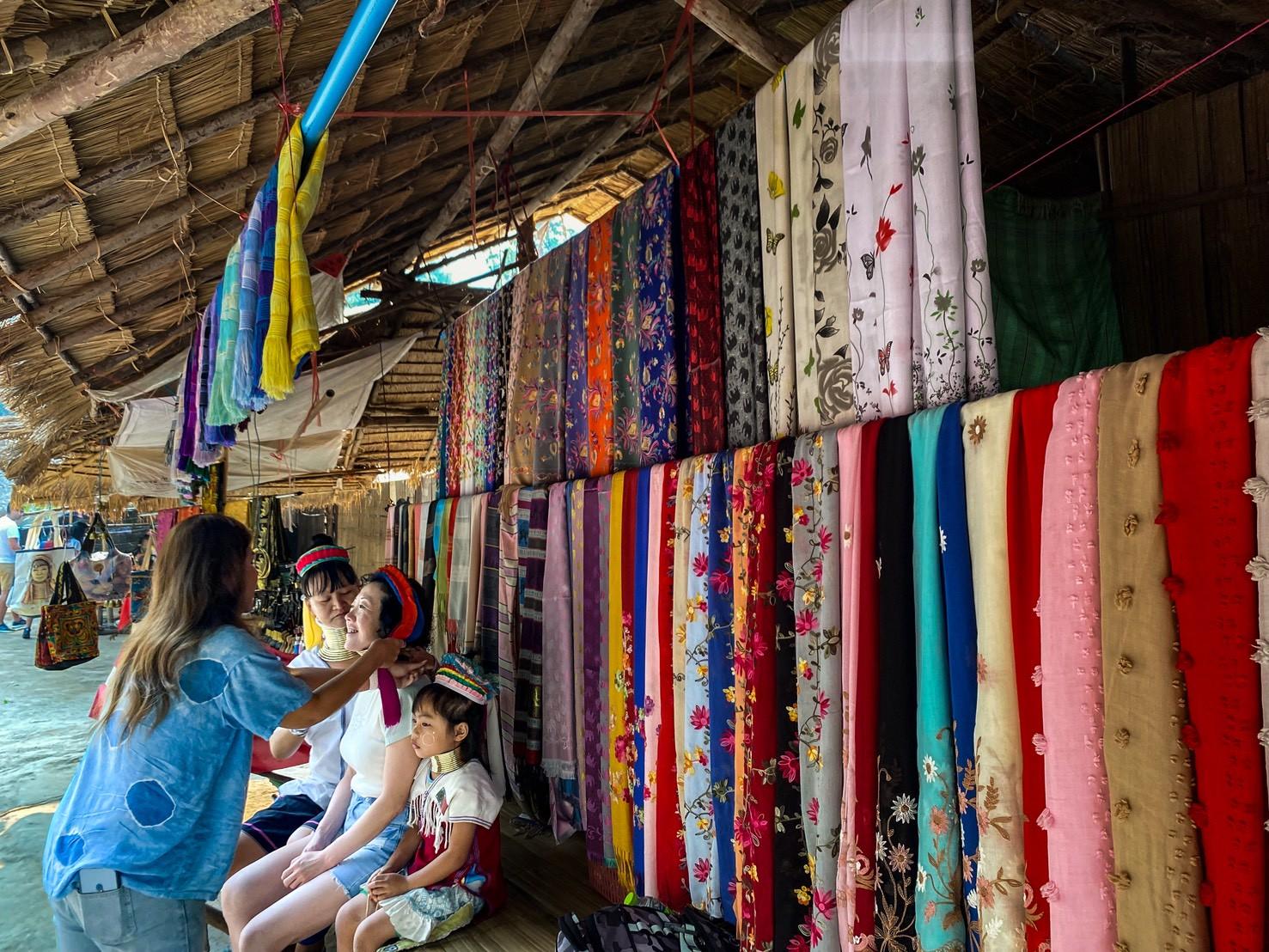 Chiang Rai Temples & Golden Triangle Full-Day Tour